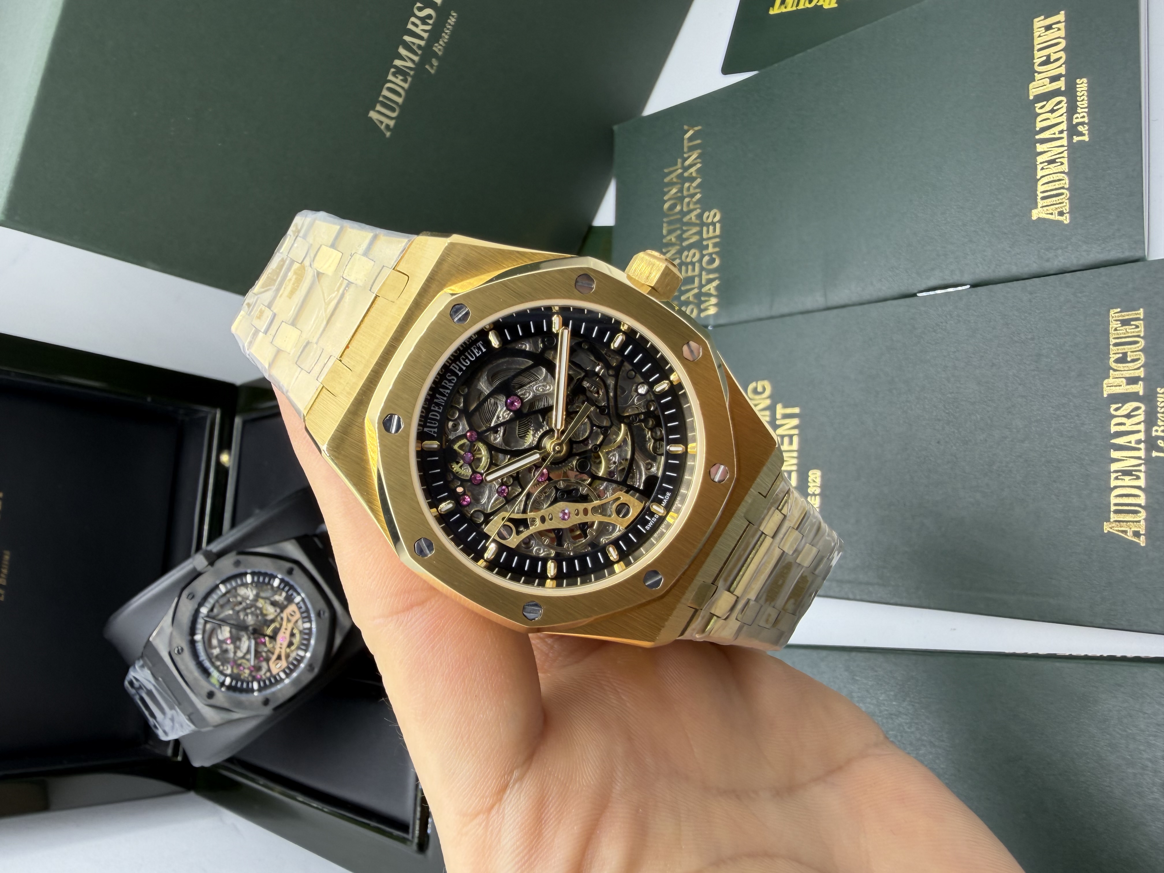Audemars Piguet Royal Oak dourado dial preto
