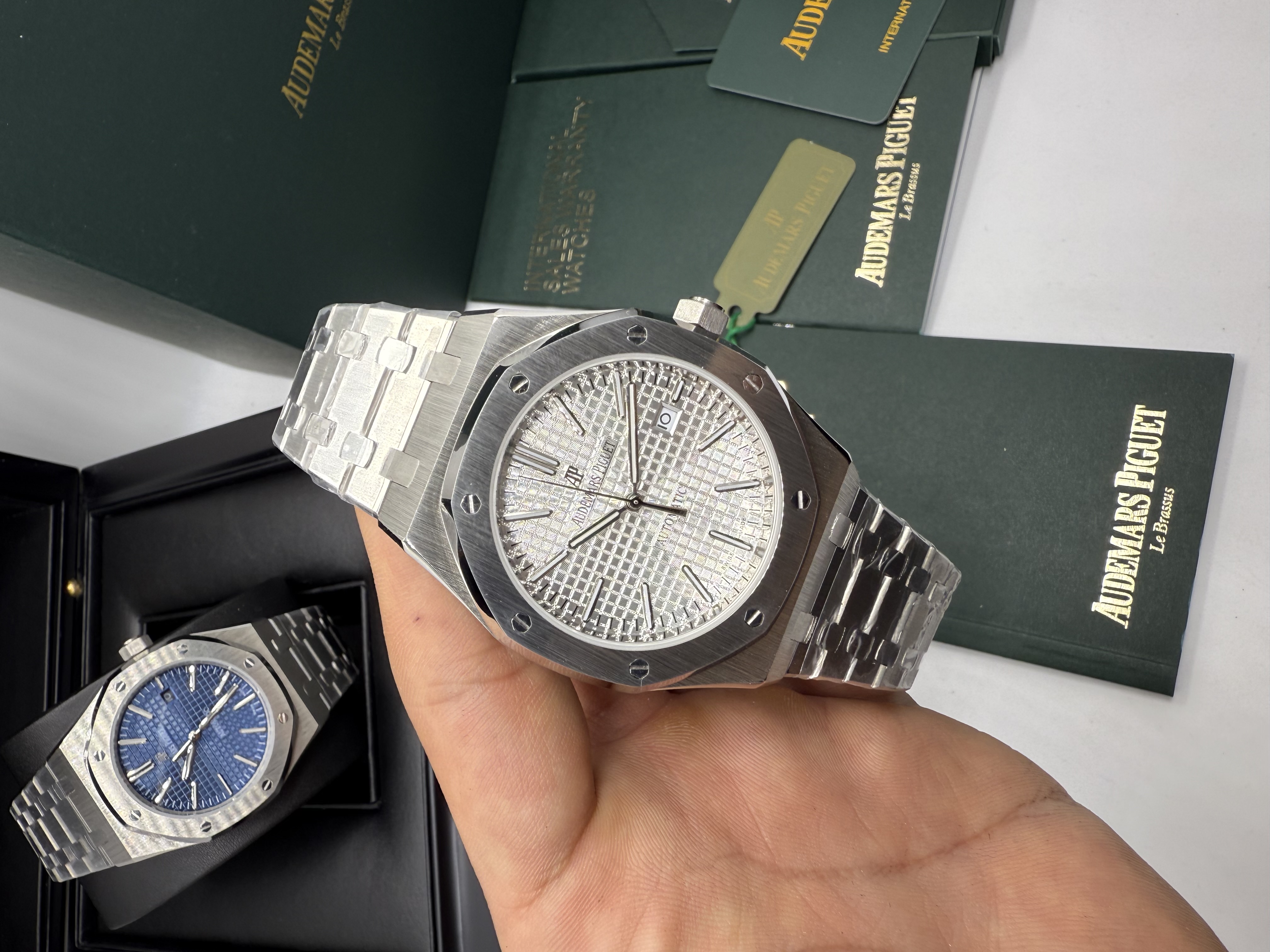 Audemars Piguet Royal Oak Monocromático