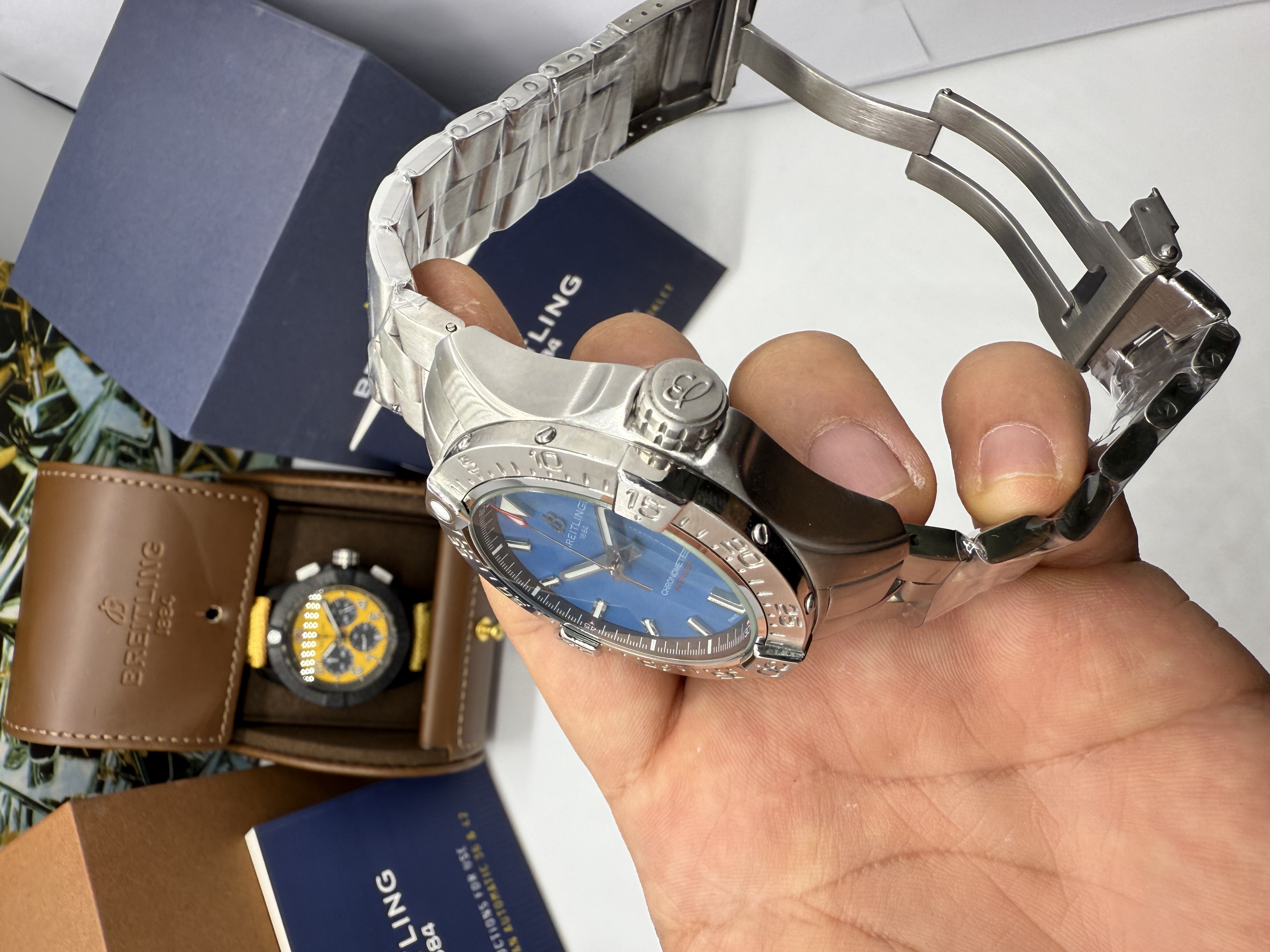 Breitling Avenger 44 Dial Azul