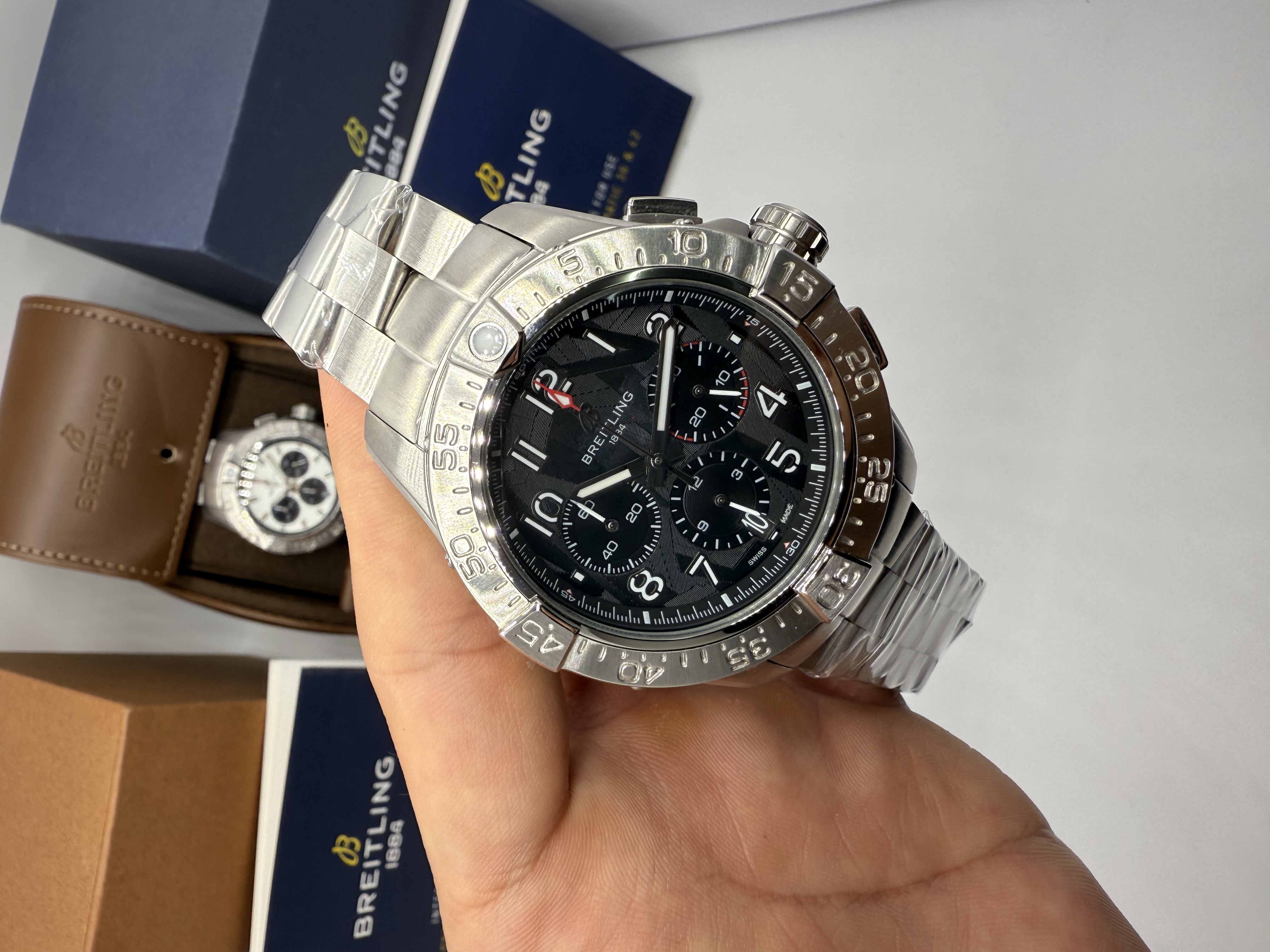 Breitling Avenger Chronograph 44 Dial preto