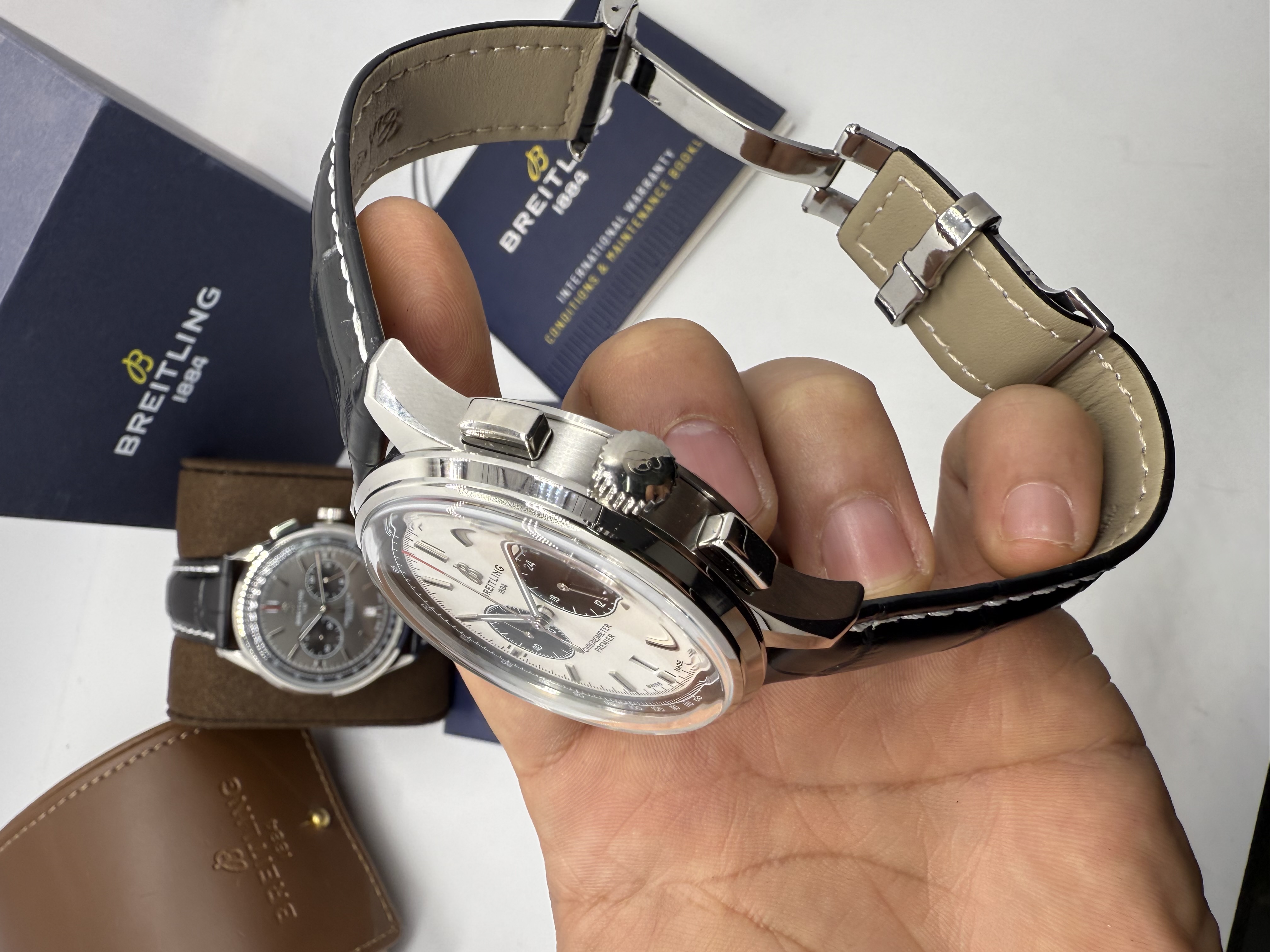 Breitling B01 Chronograph 42 Dial Panda