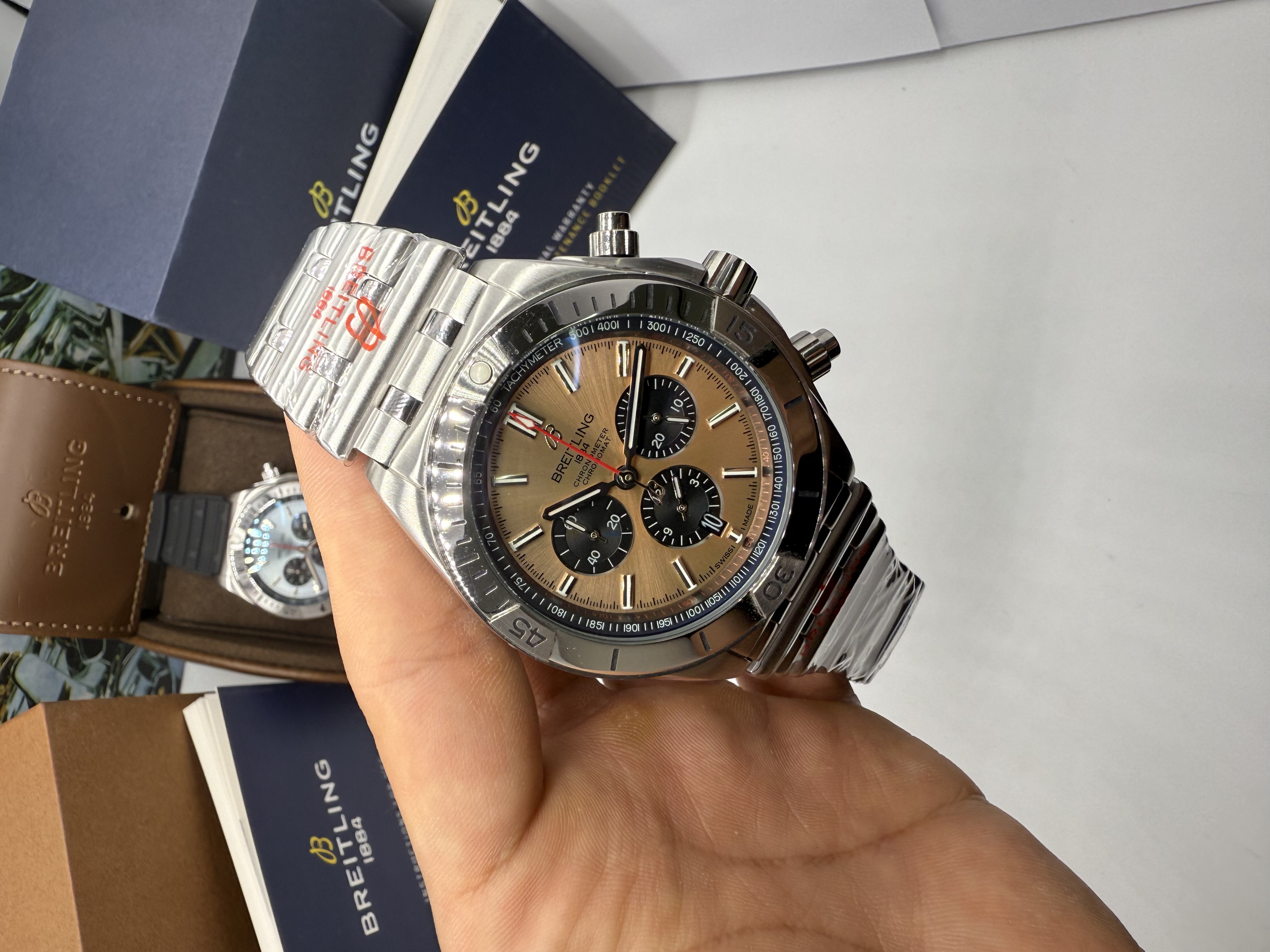 Breitling Chronomat Chronograph Dial Bege