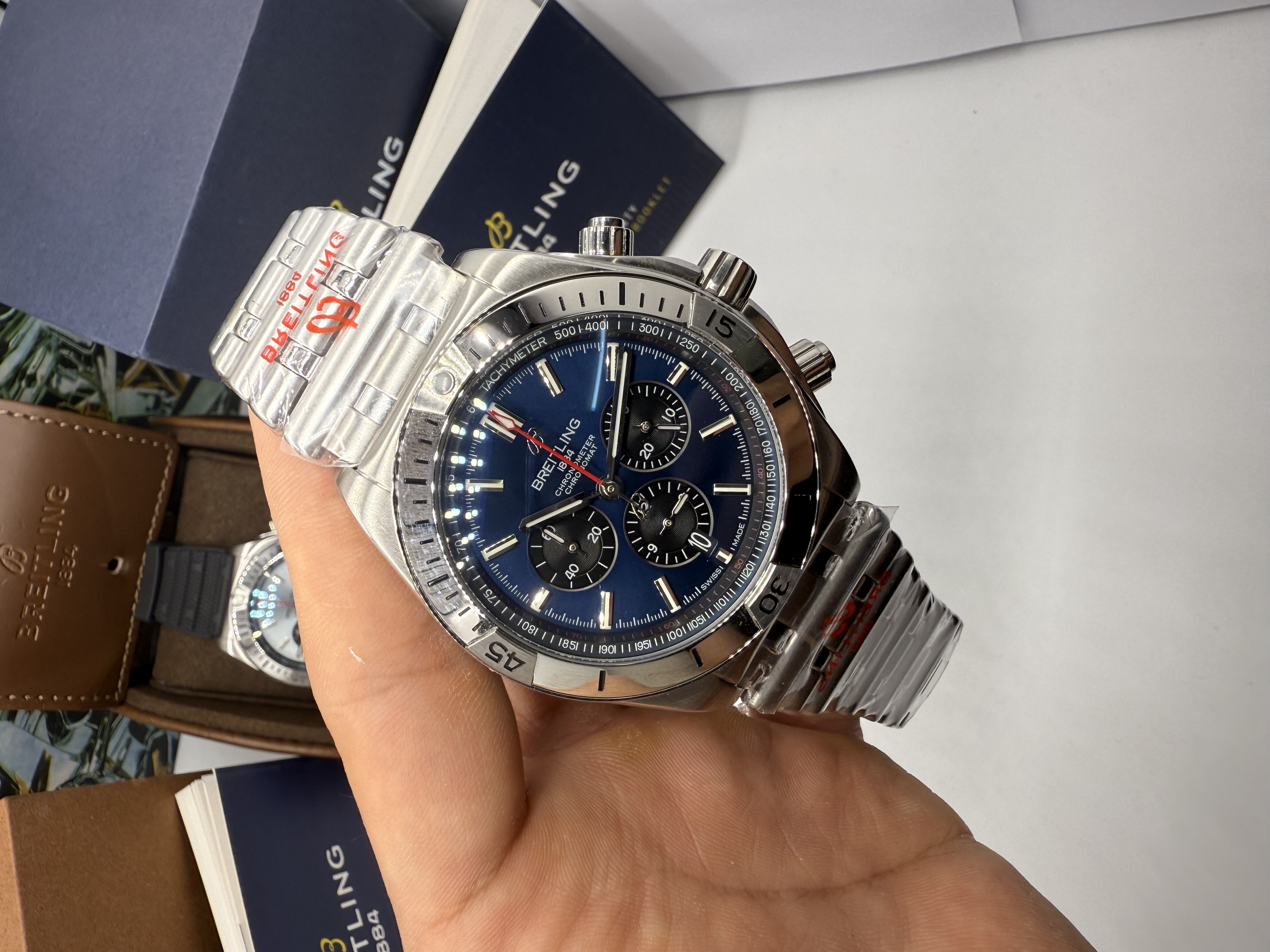 Breitling Chronomat Chronograph Dial Azul