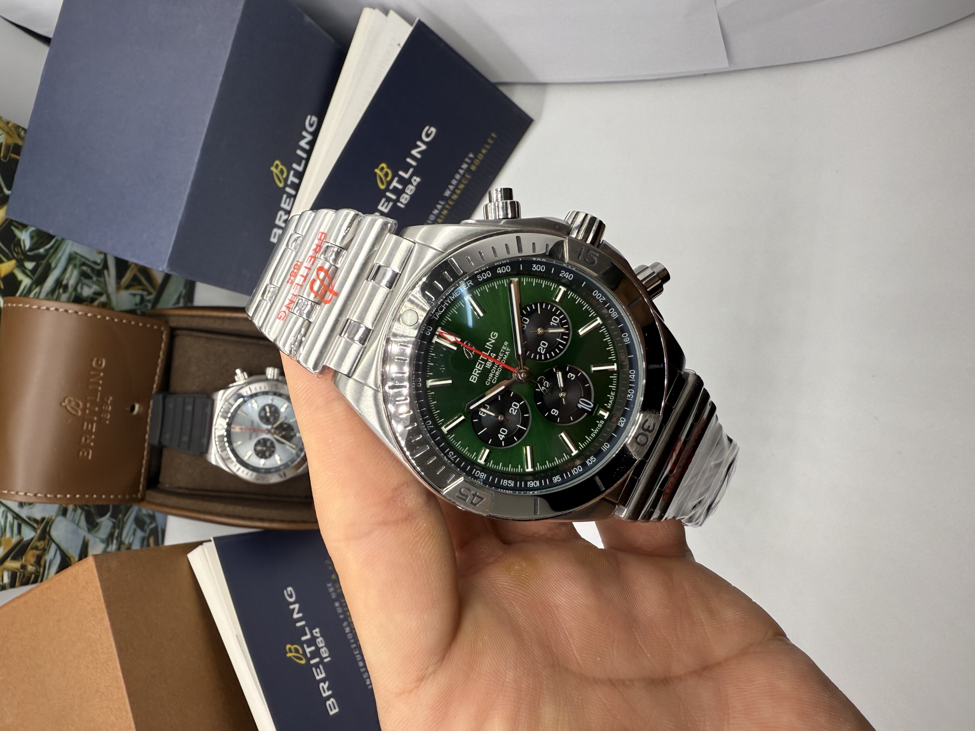 Breitling Chronomat Chronograph Dial Verde