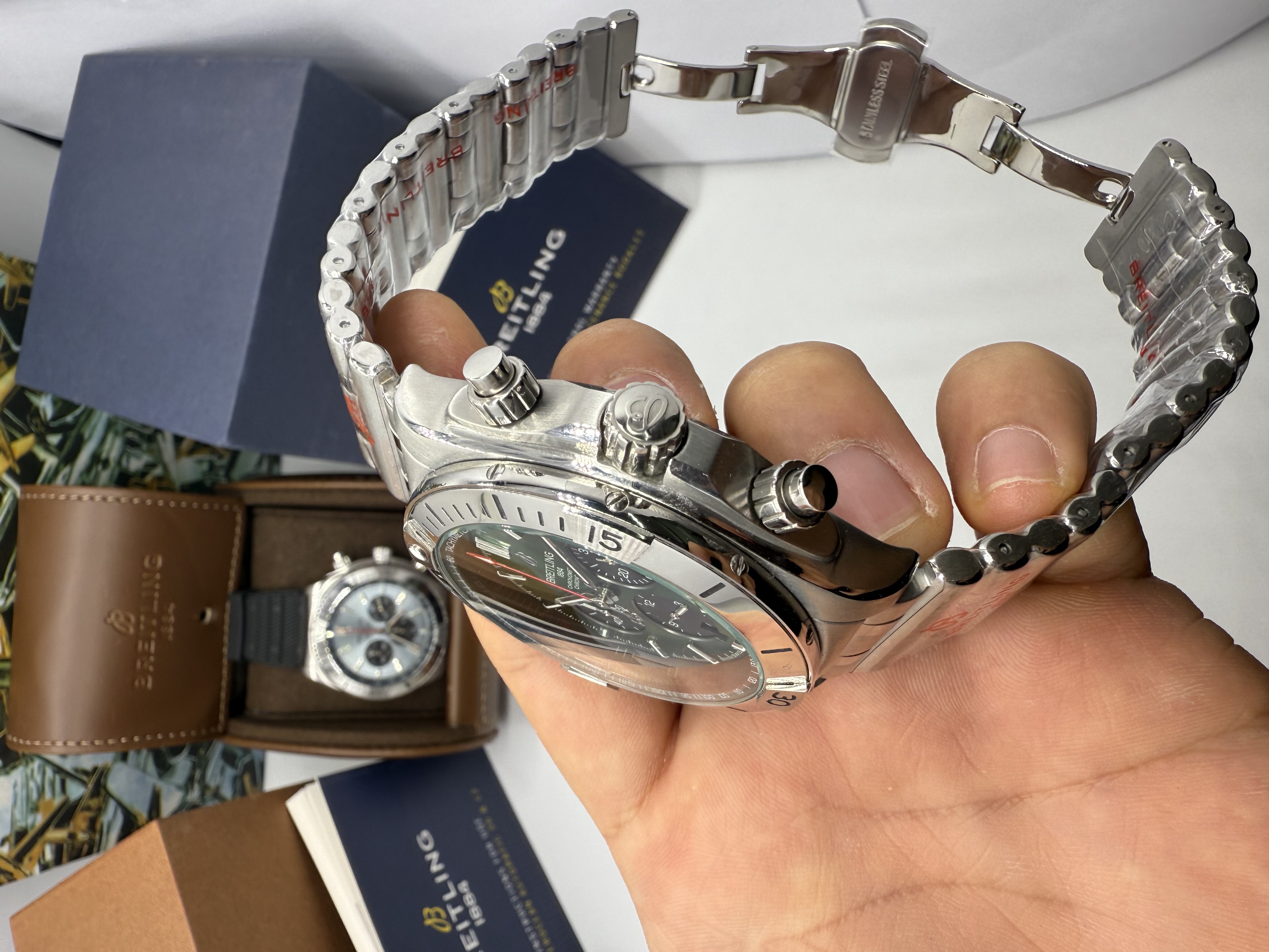 Breitling Chronomat Chronograph Dial Verde