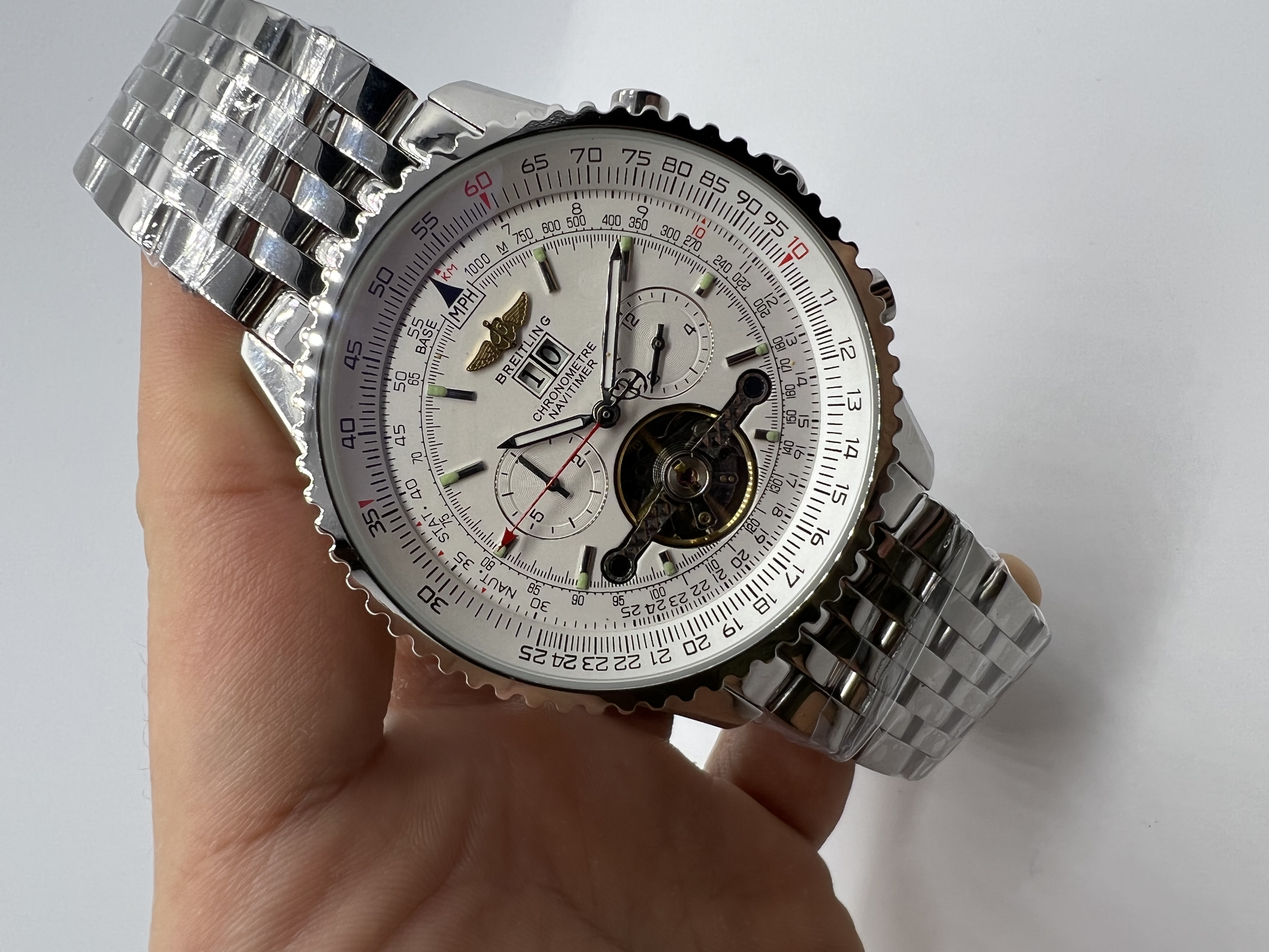 Breitling Navitimer Turbilhão Dial Branco