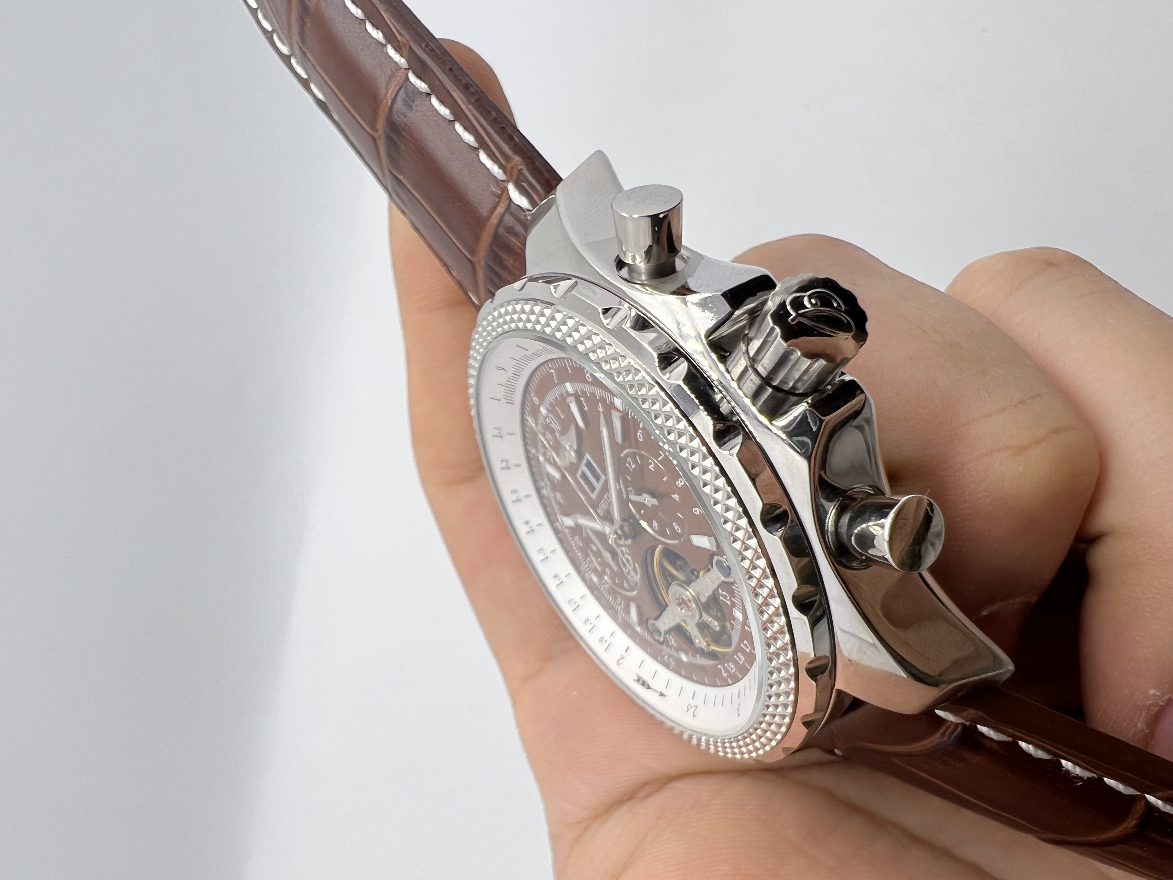 Breitling BENTLEY  Turbilhão Dial Marrom