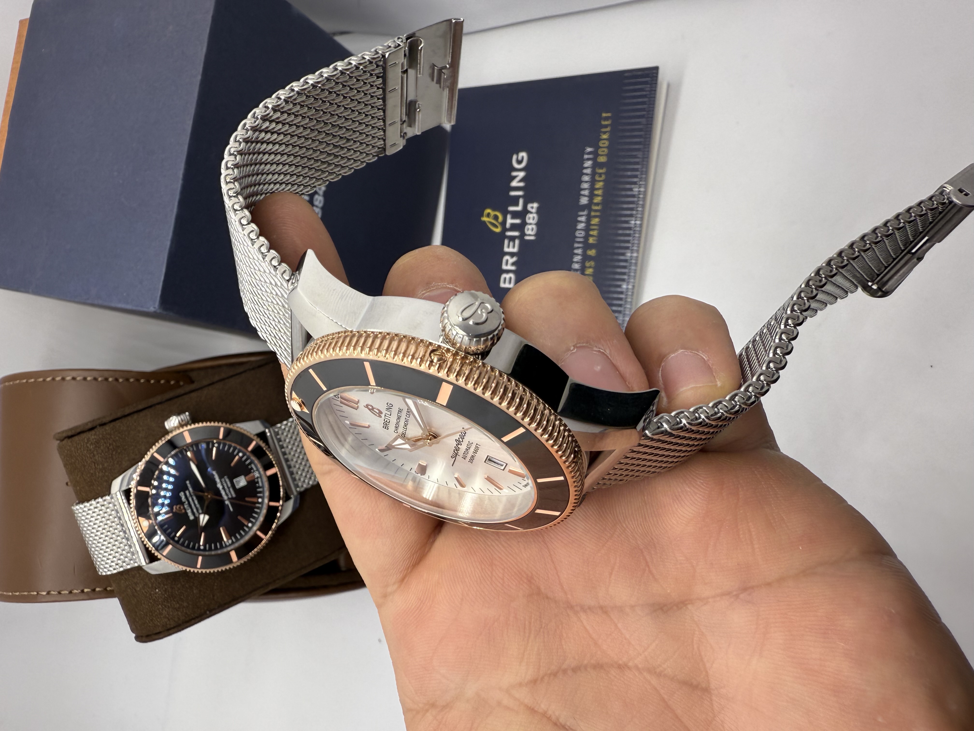 Breitling Superocean Heritage Branco e Rosê