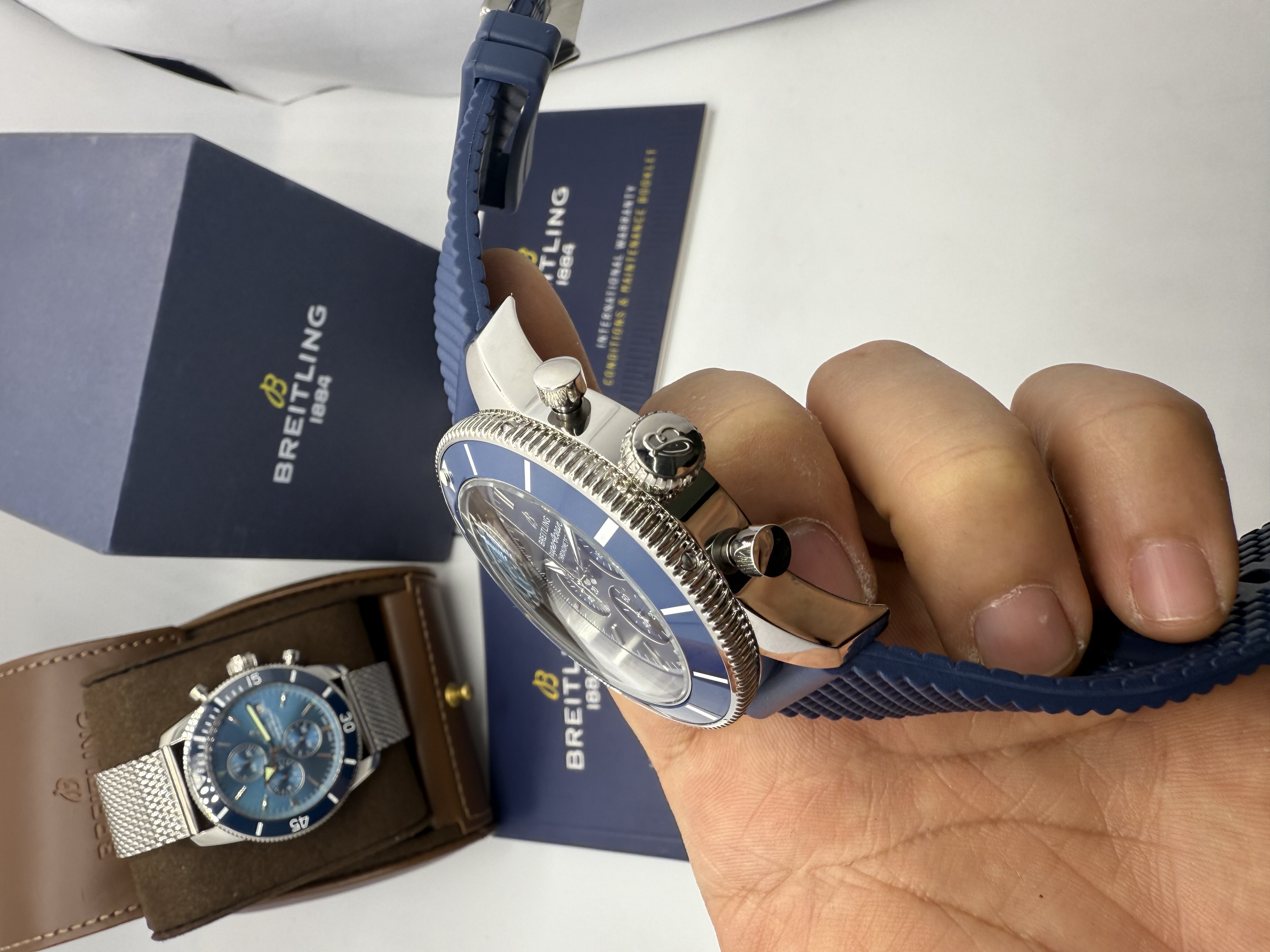 Breitling Superocean Heritage Chronograf Azul