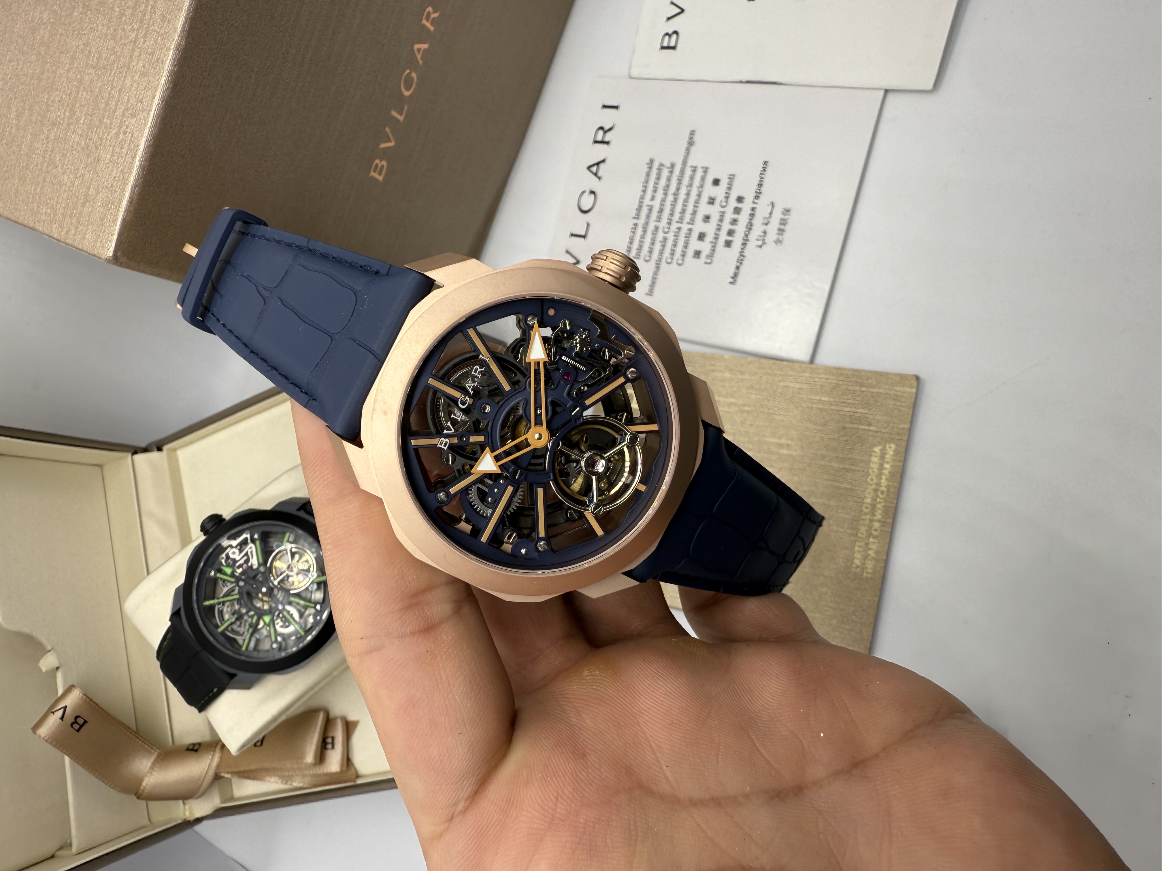 Bvlgari Octo Roma Skeleton Rosê e Azul