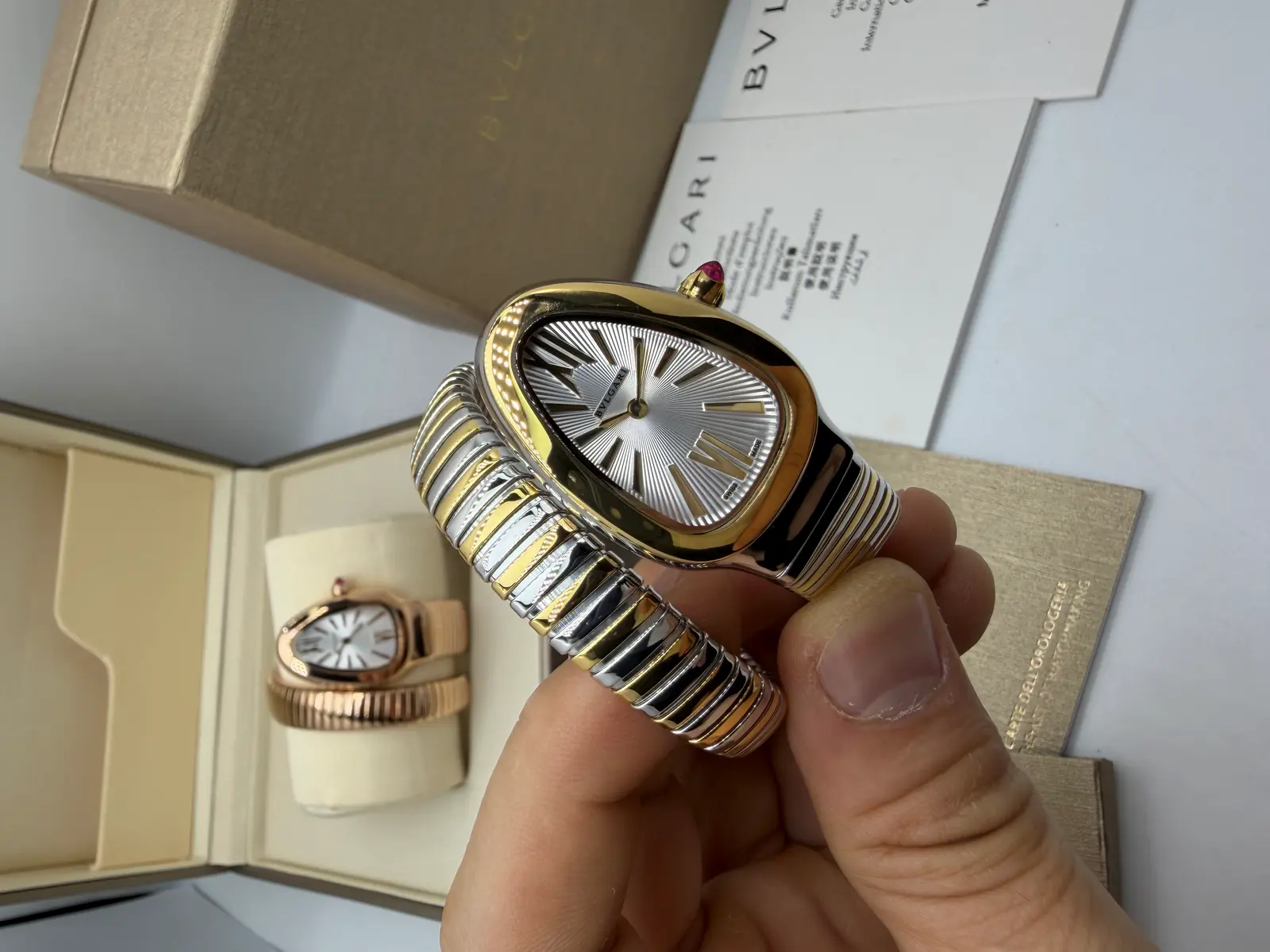 Bvlgari Serpenti Prata com Dourado Dial Branco