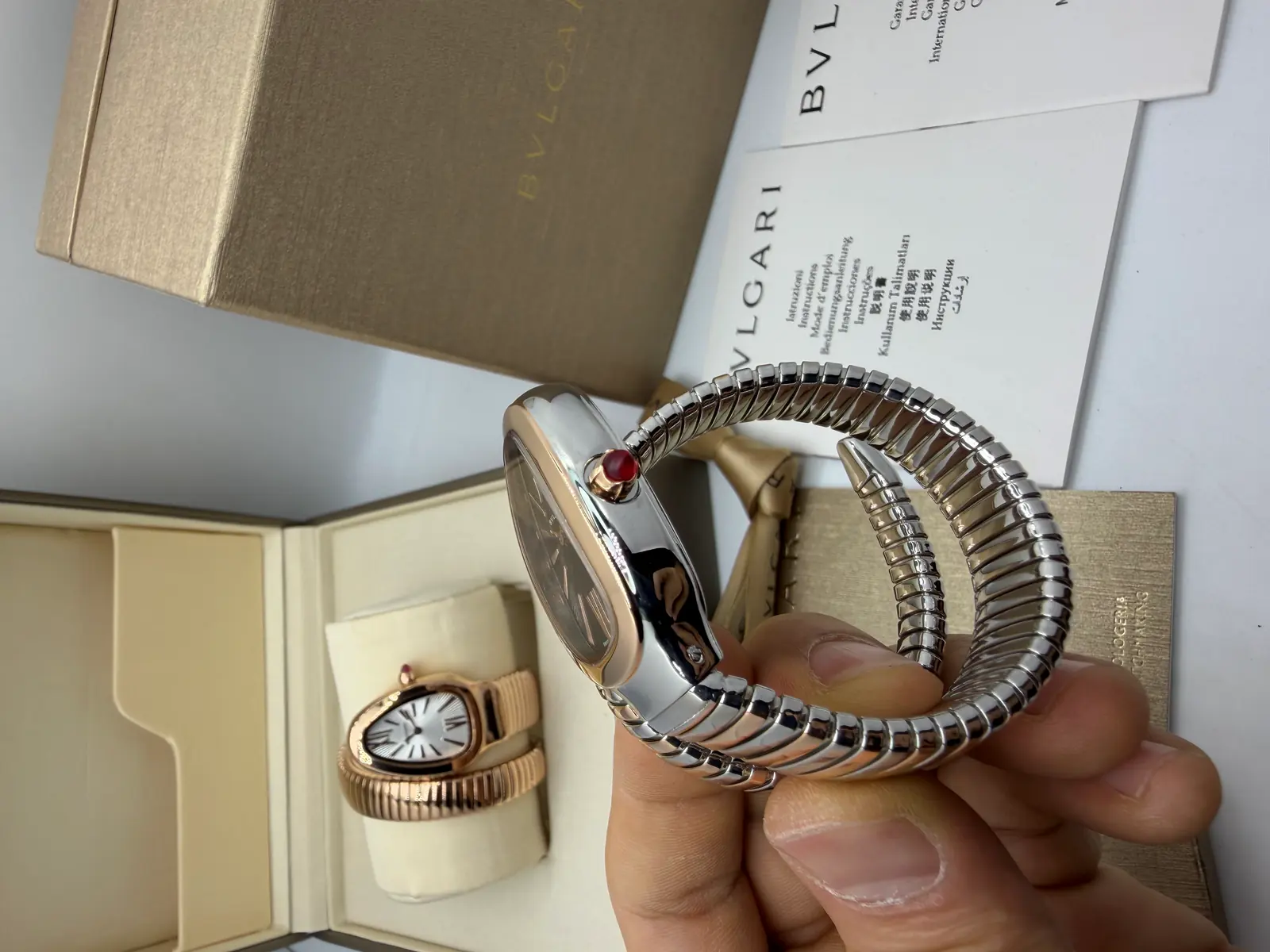 Bvlgari Serpenti Prata com Rosé Dial Preto