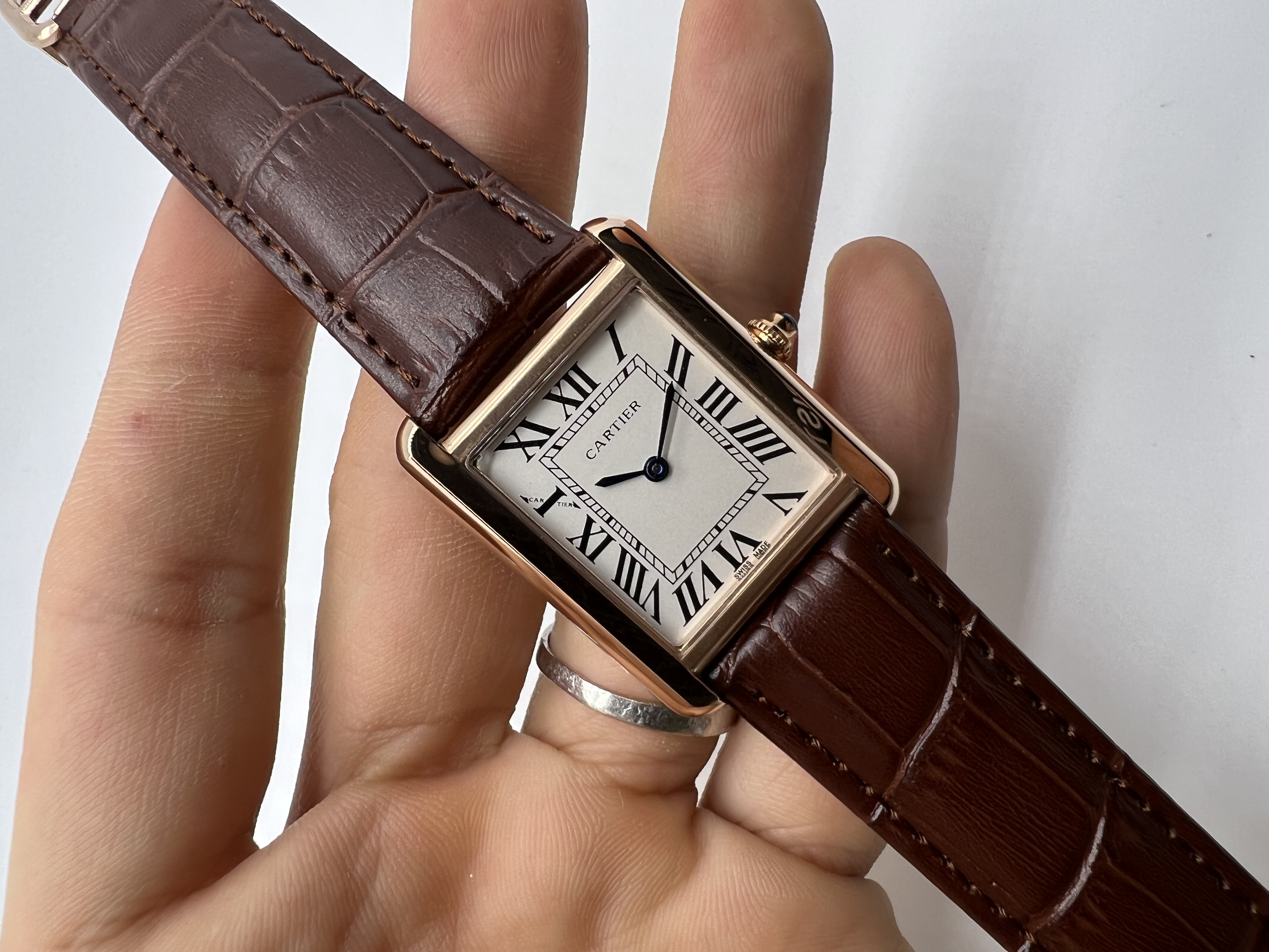 Cartier Tank Solo Rosê Couro Marrom Médio