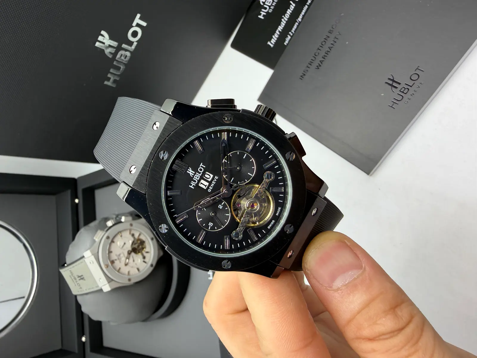 Hublot Classic Full Black Turbilhão