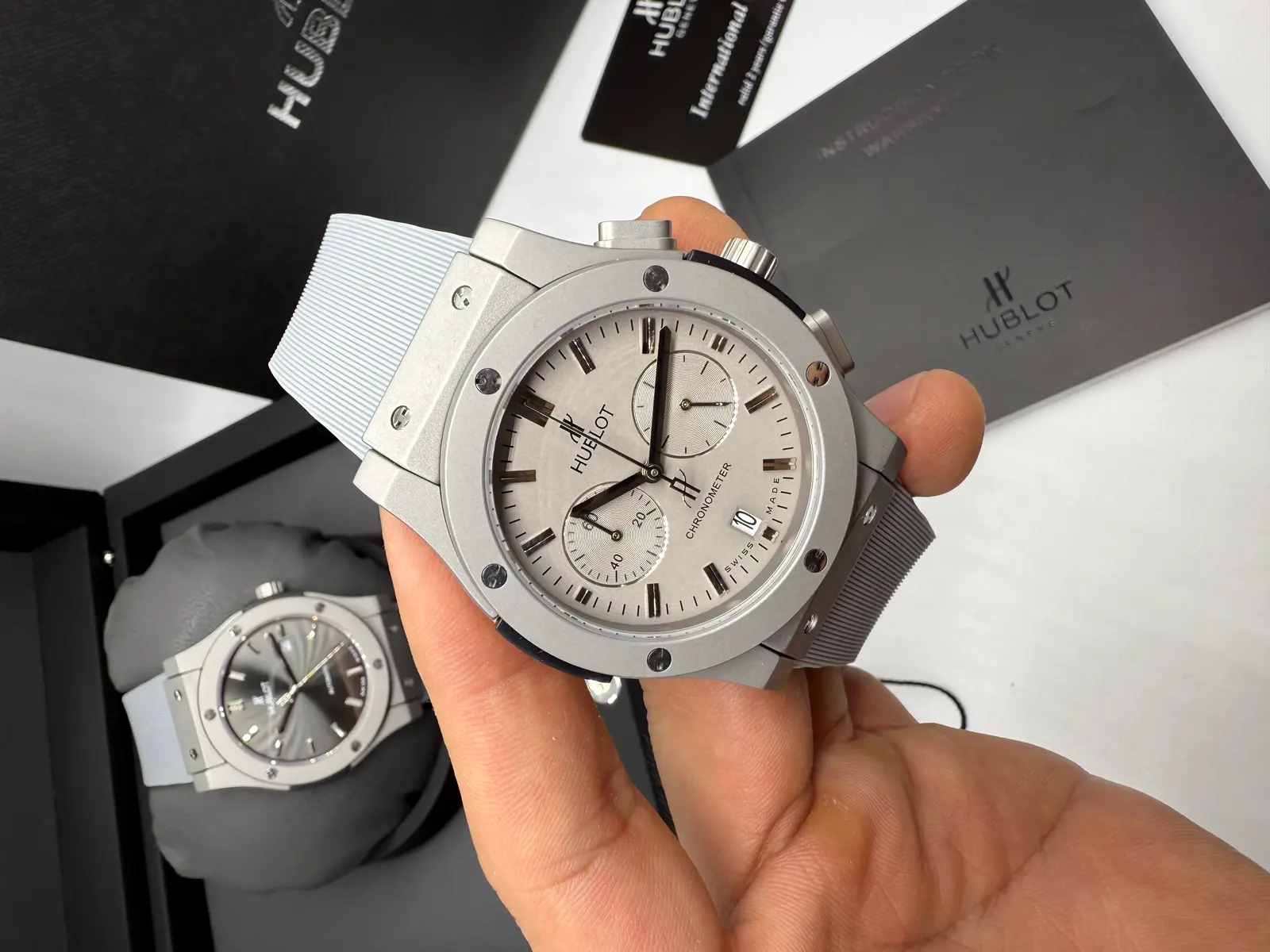 Hublot Classic Fusion Full Cinza