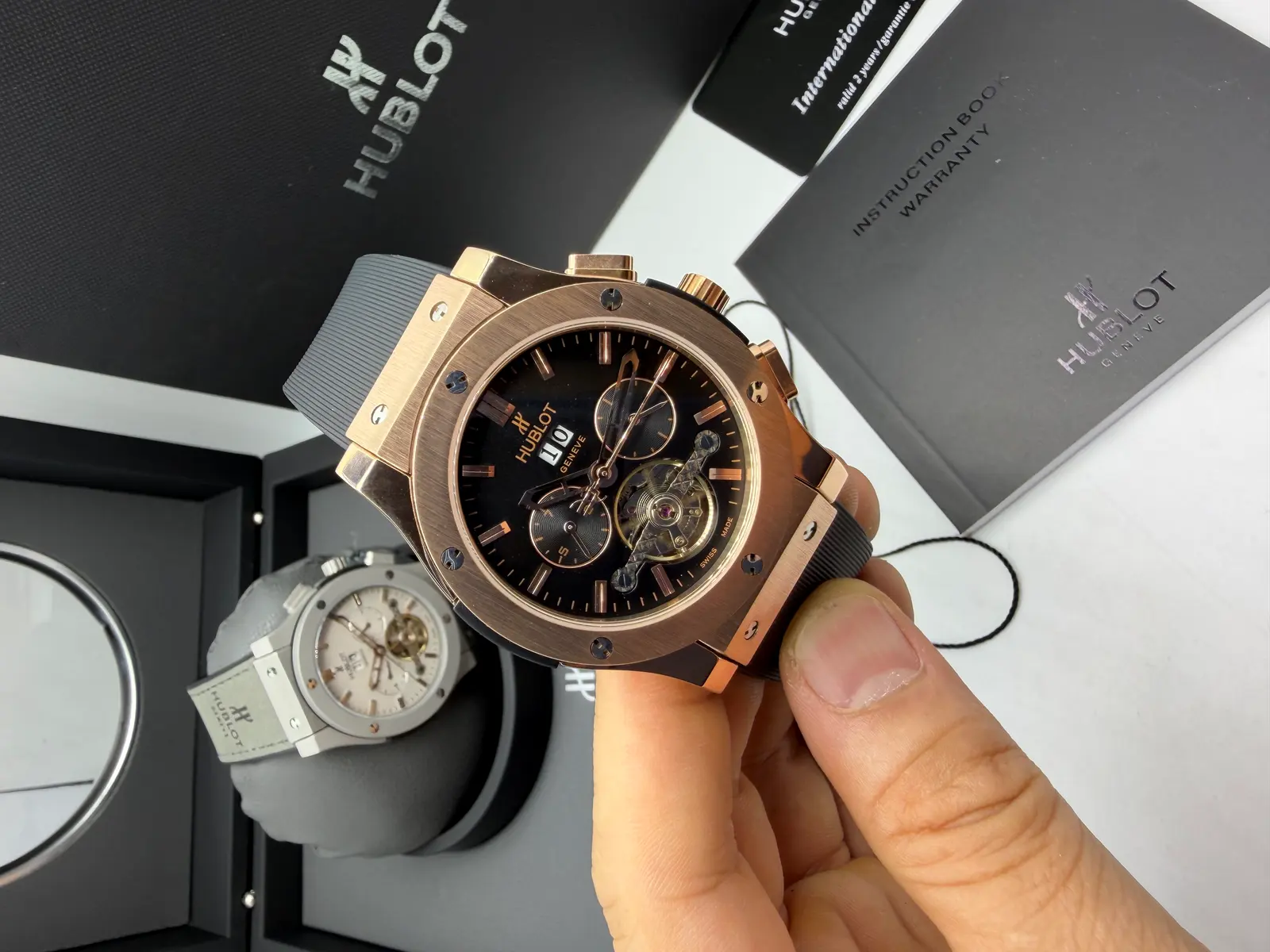 Hublot Classic Fusion Rosé  Turbilhão