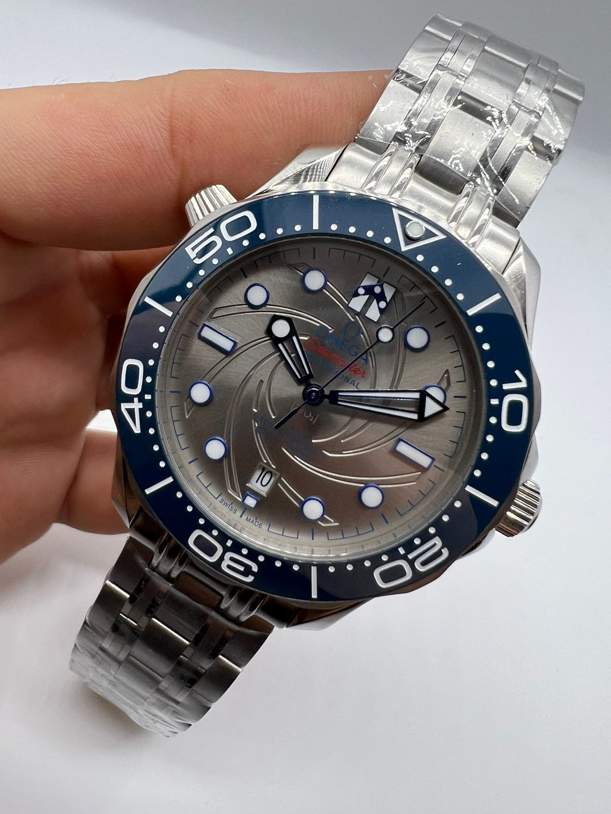 Omega Seamaster Professional