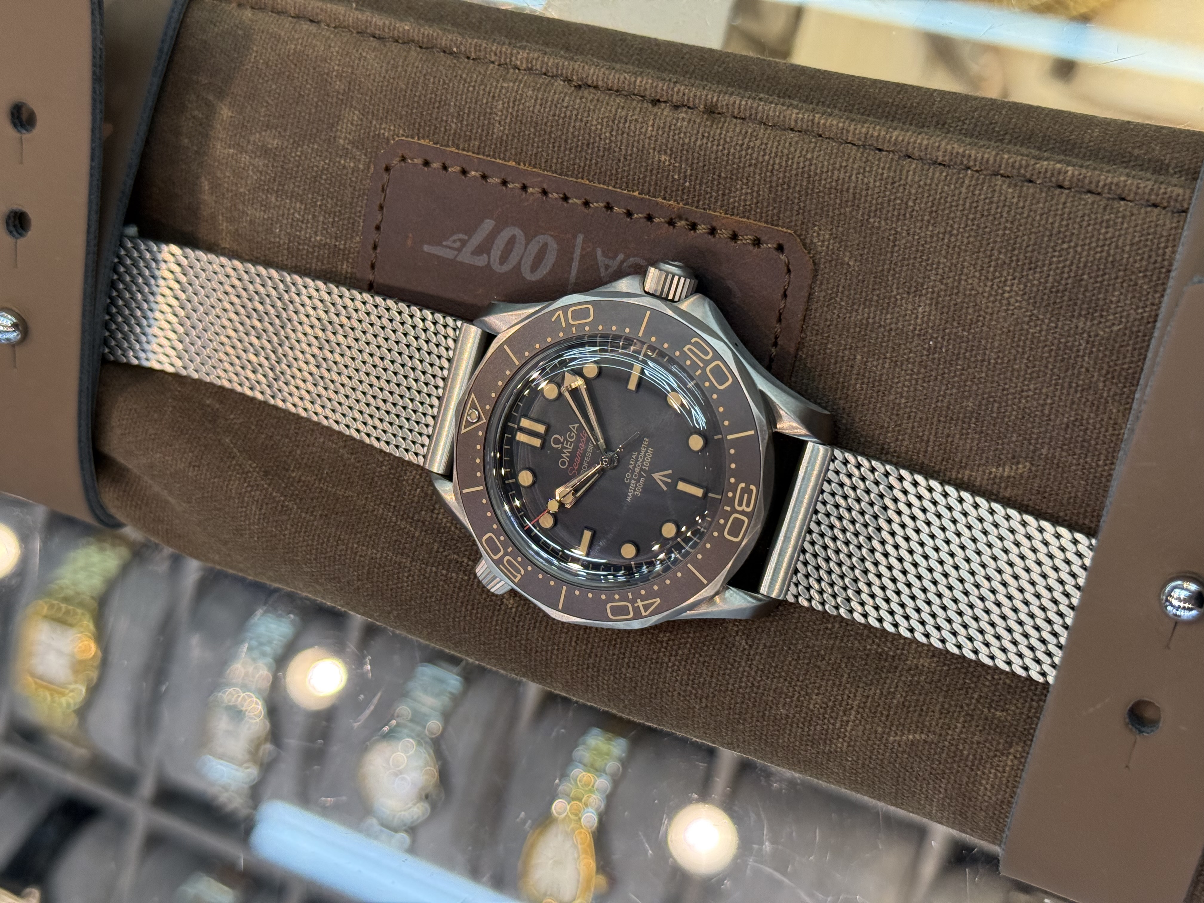 Omega Seamaster 007 Super Clone