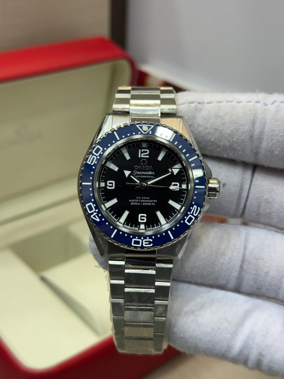 Omega Seamaster Planet Ocean azul aço