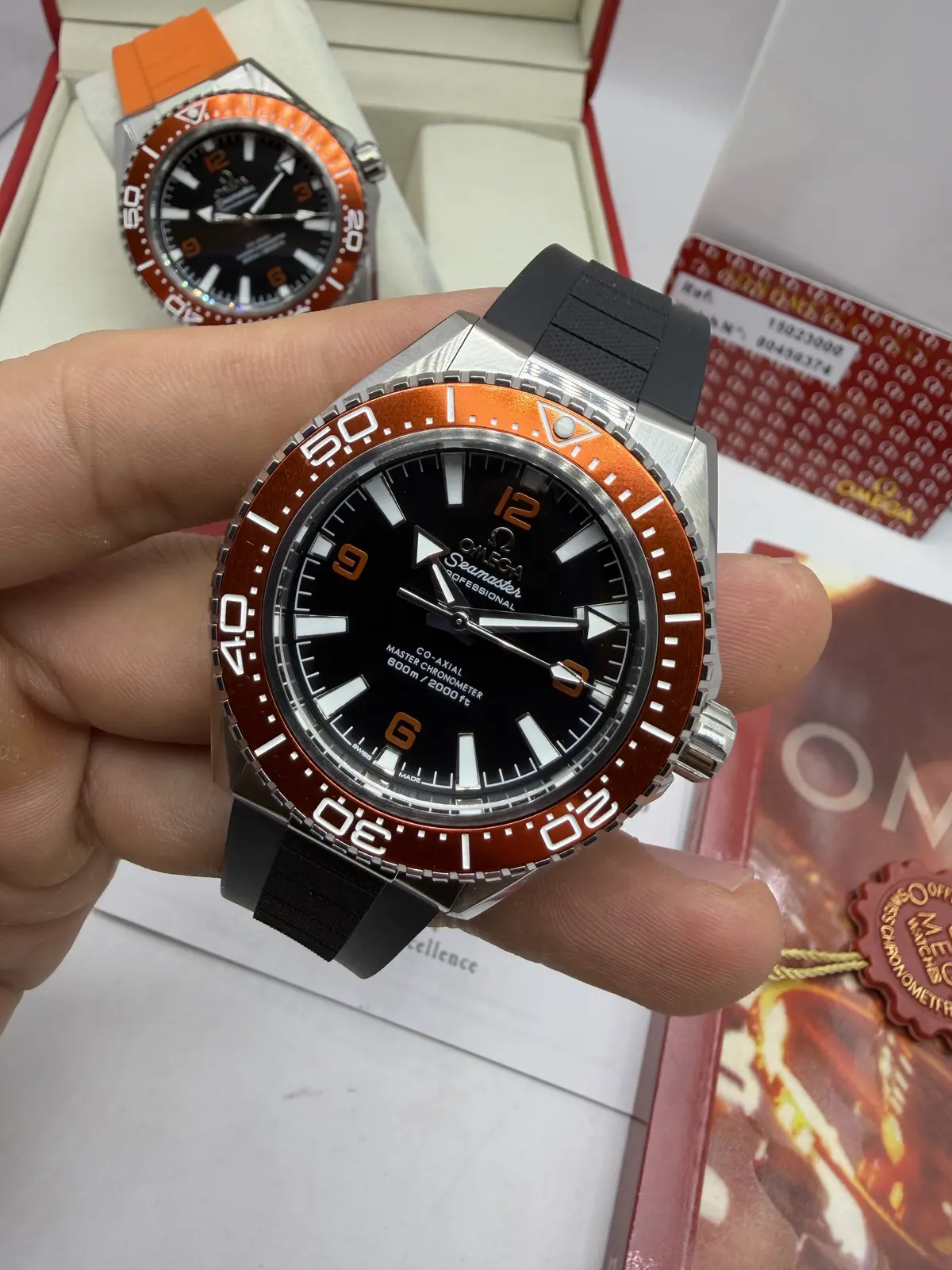 Omega Seamaster Planet Ocean Laranja