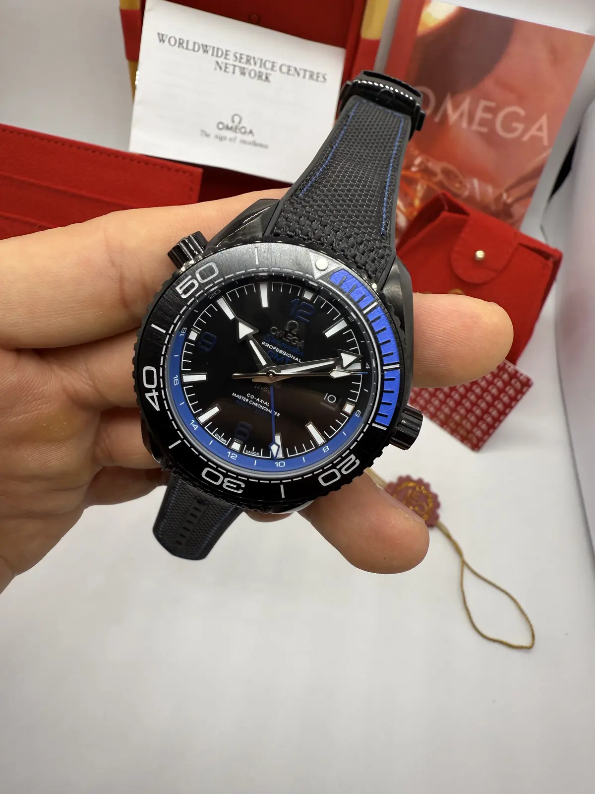 Omega Seamaster preto e azul