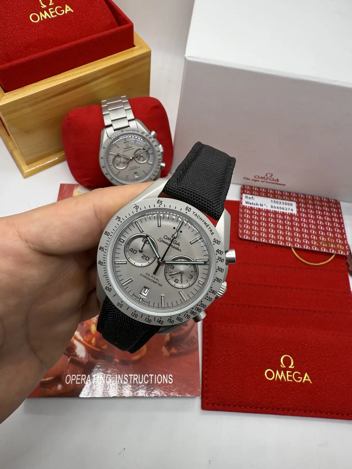 Omega Speedmaster Co-Axial Cinza