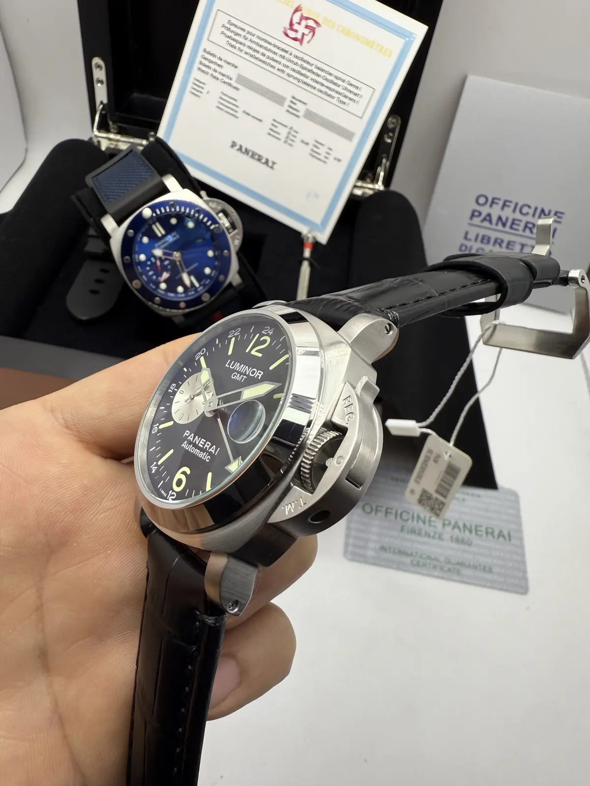 Panerai Luminor GMT Prata dial Preto