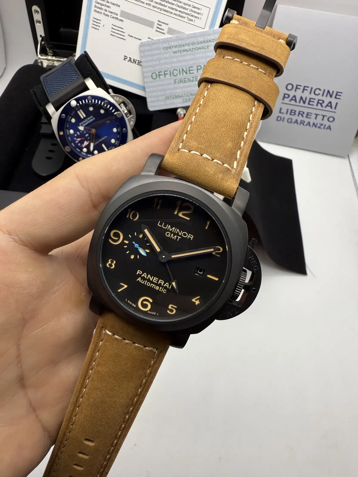 Panerai Luminor GMT Preto dial Preto