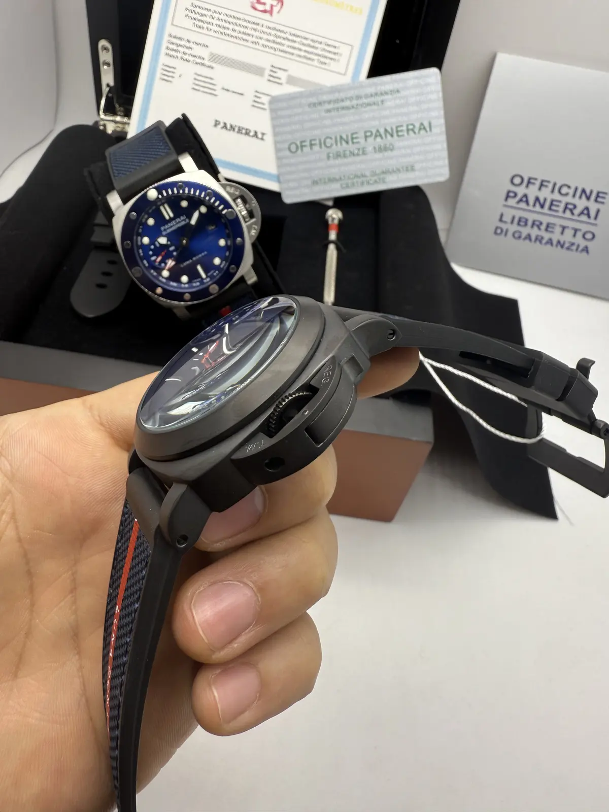 Panerai Luminor Luna Rossa Preto