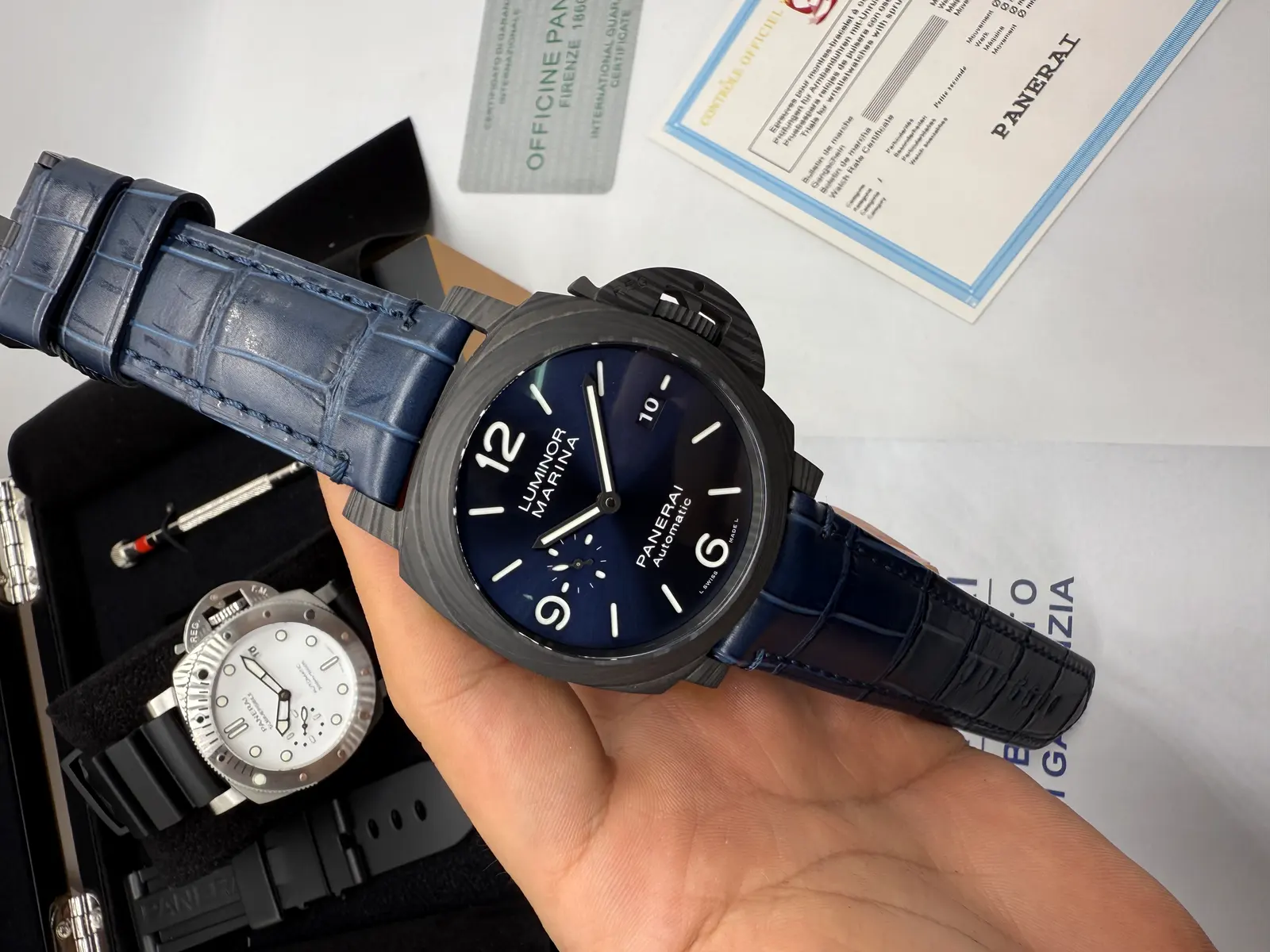 Panerai Luminor Preto e Azul