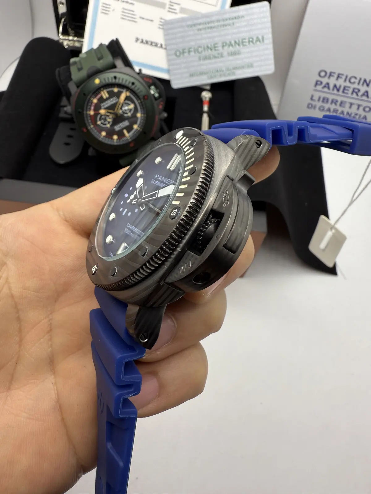 Panerai Submersible Carbotech