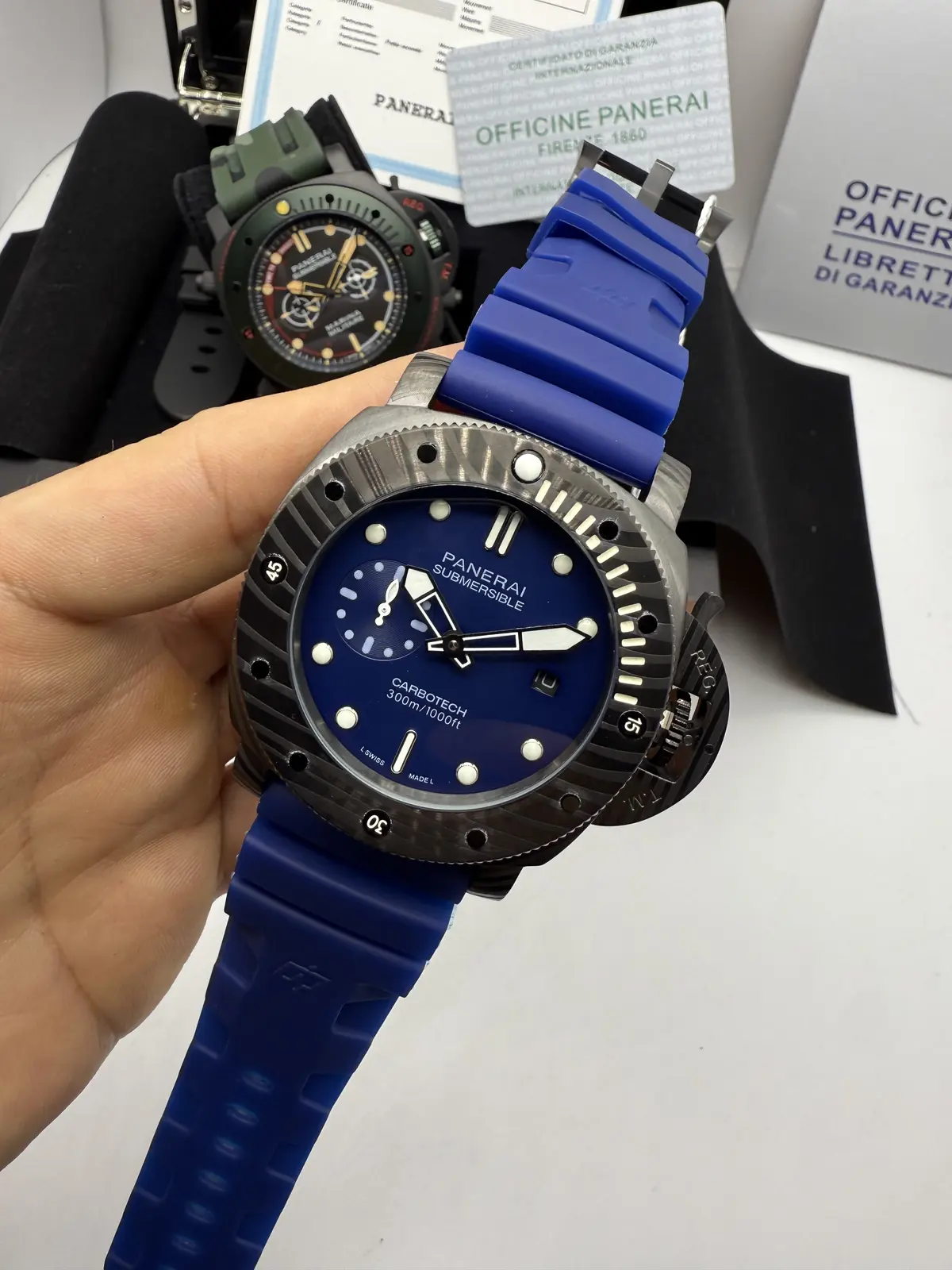 Panerai Submersible Carbotech