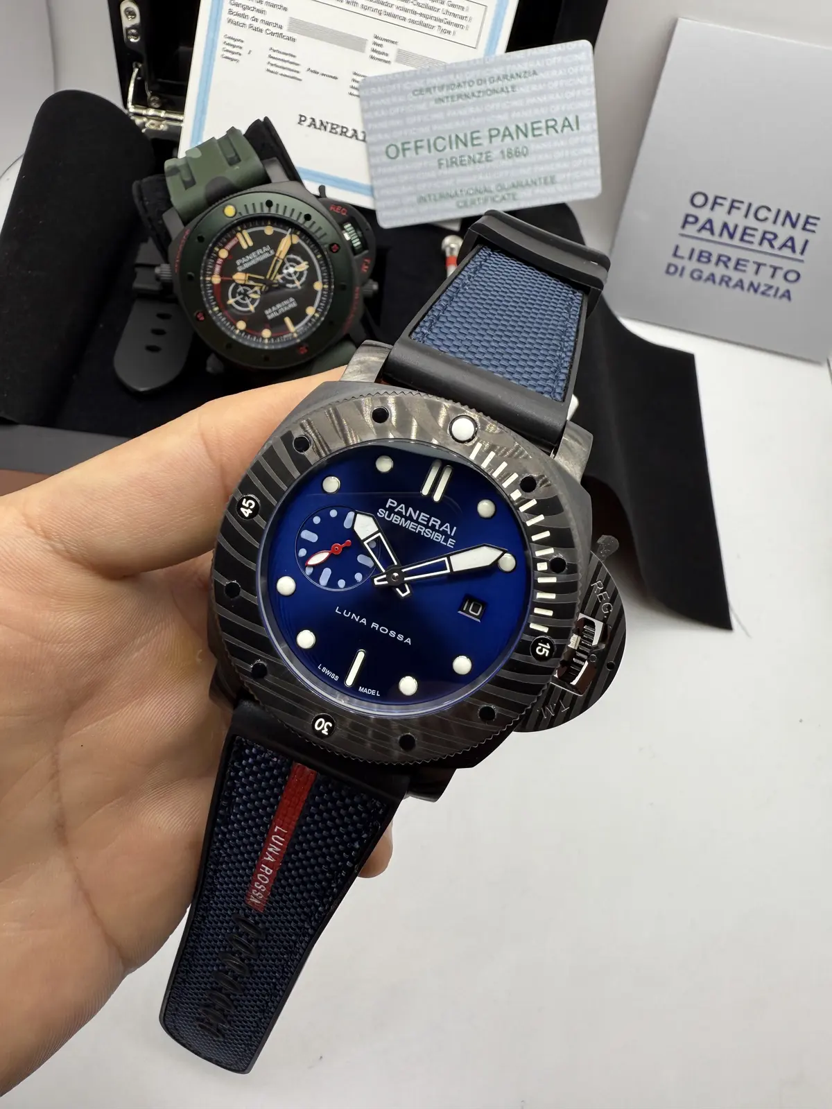 Panerai Submersible Luna Rossa Preto