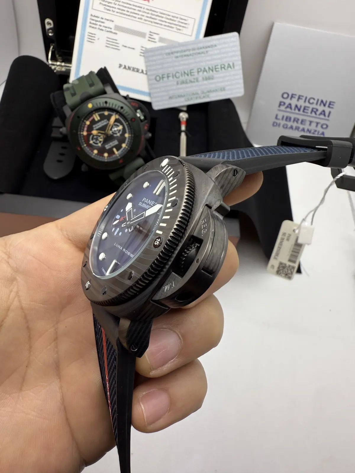 Panerai Submersible Luna Rossa Preto