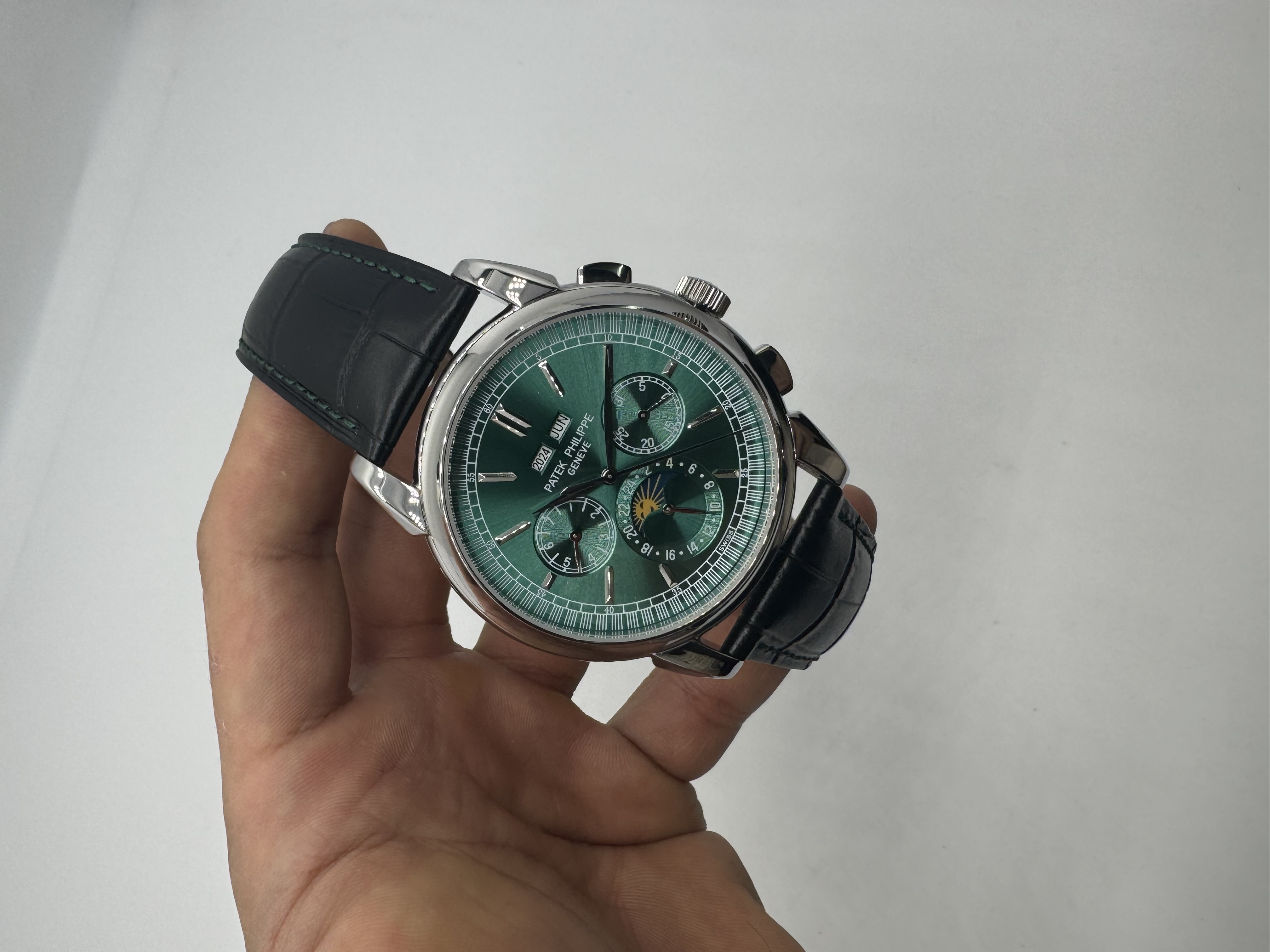 Patek Philippe Moonphase Dial Verde Couro Preto