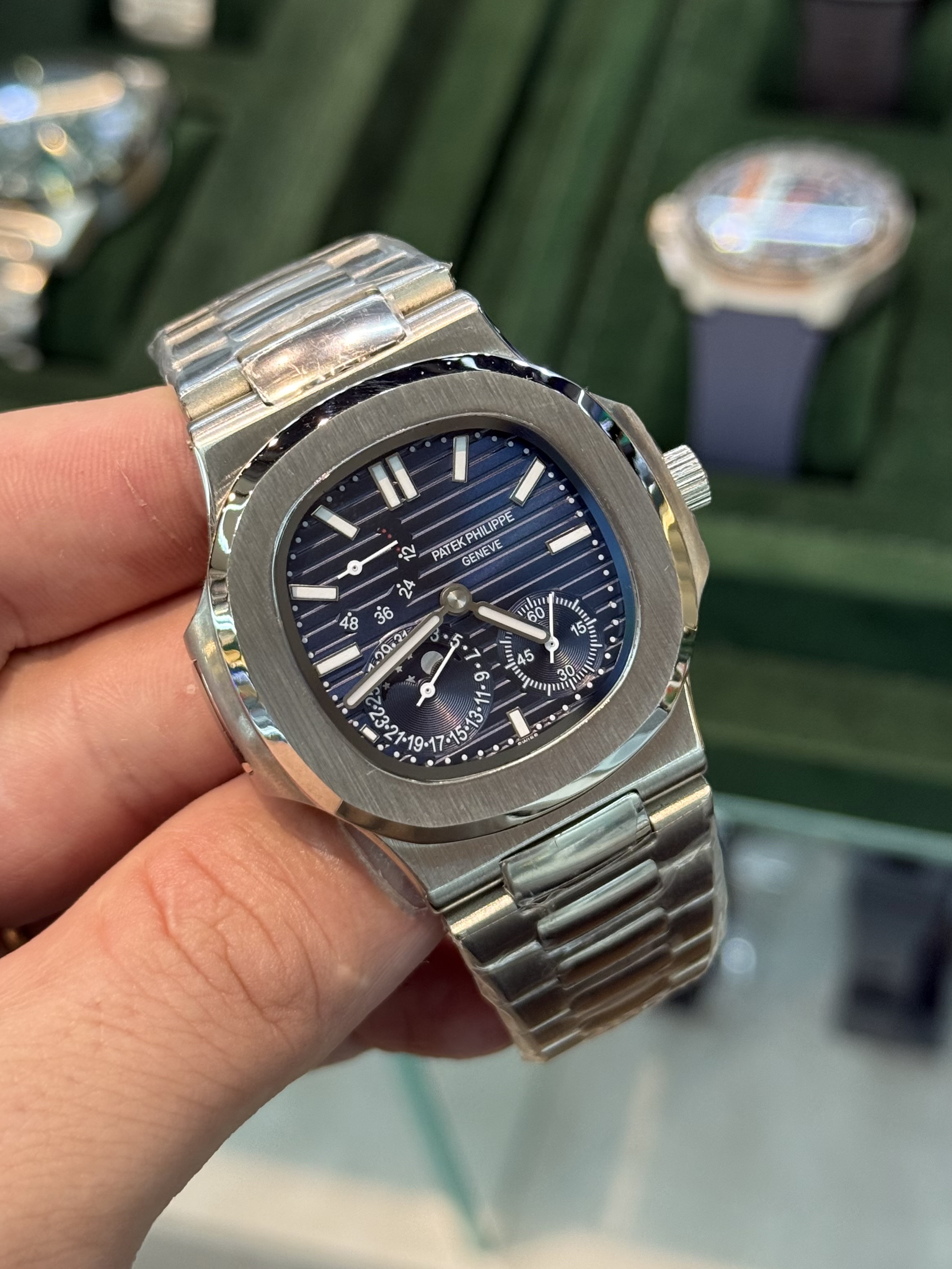 Patek Philippe Nautillus chronograph Monphase