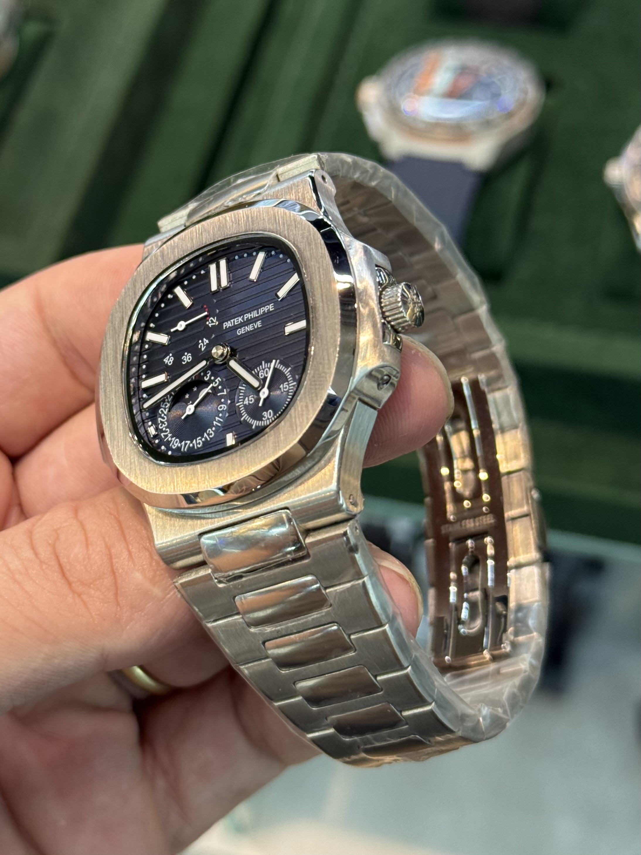 Patek Philippe Nautillus chronograph Monphase
