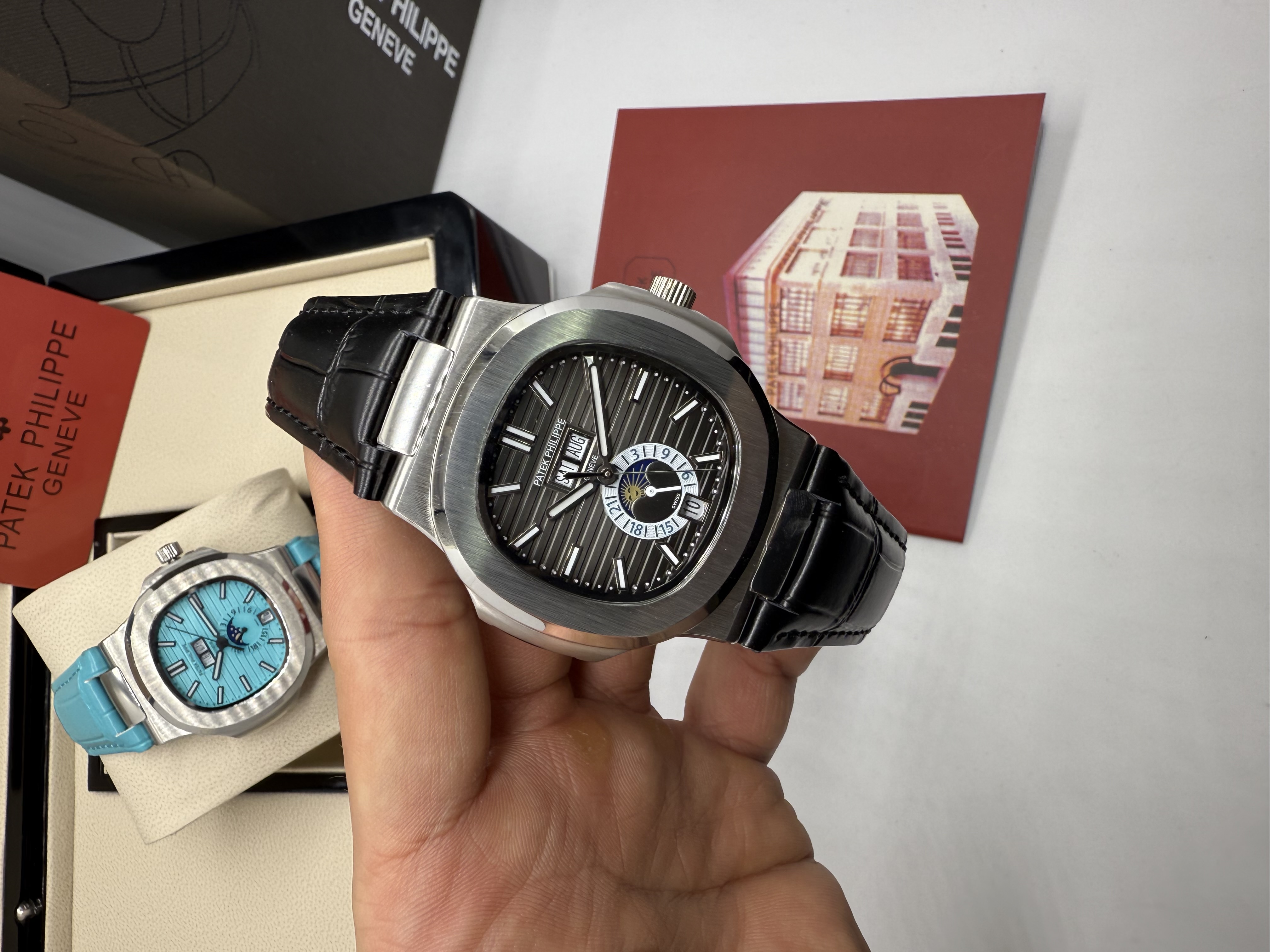 Patek Philippe Nautilus Moonphase Pulseira Couro Preto