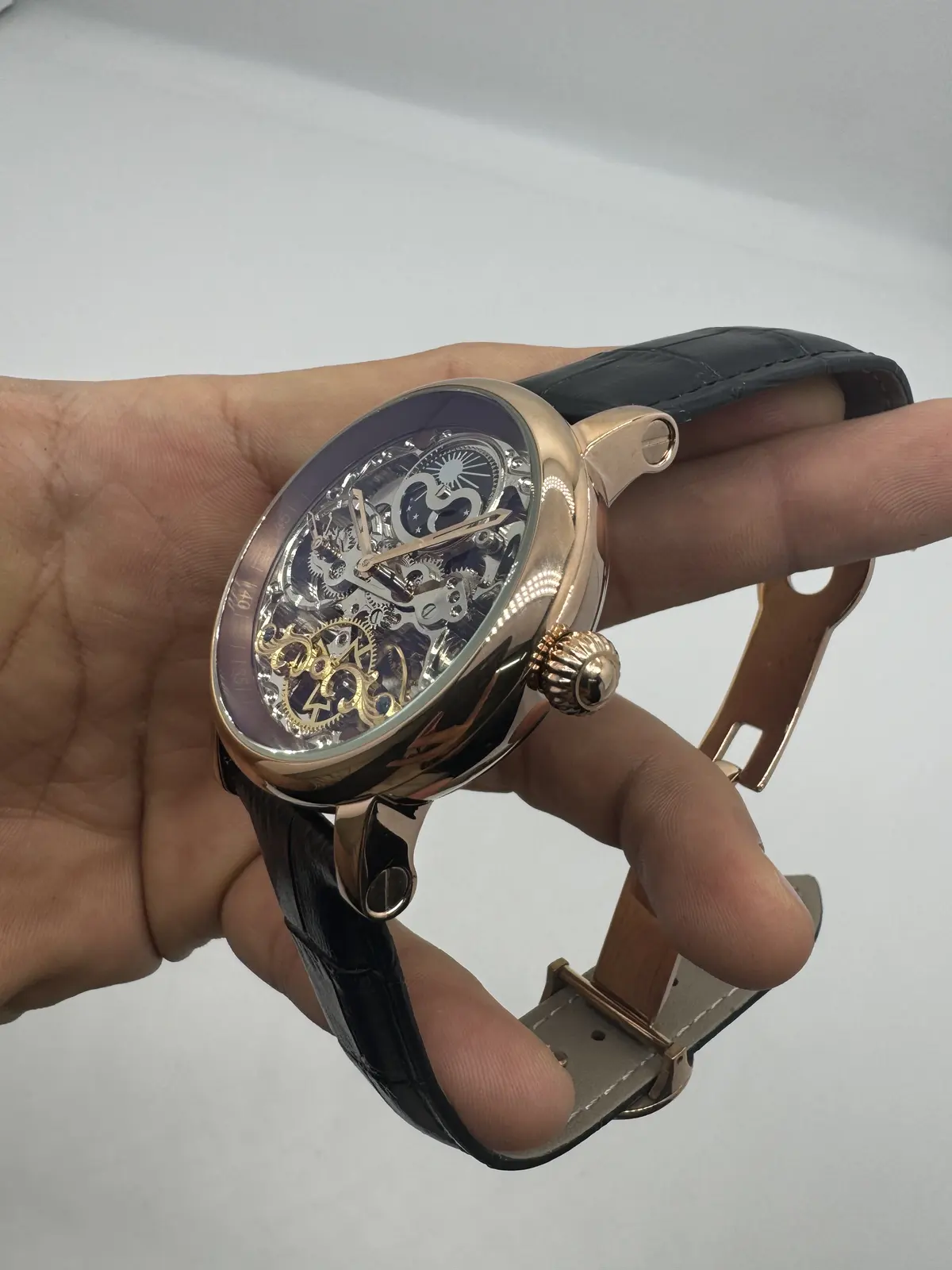Patek Philippe SKELECT Rosê Moonphase Dial Preto Couro Preto