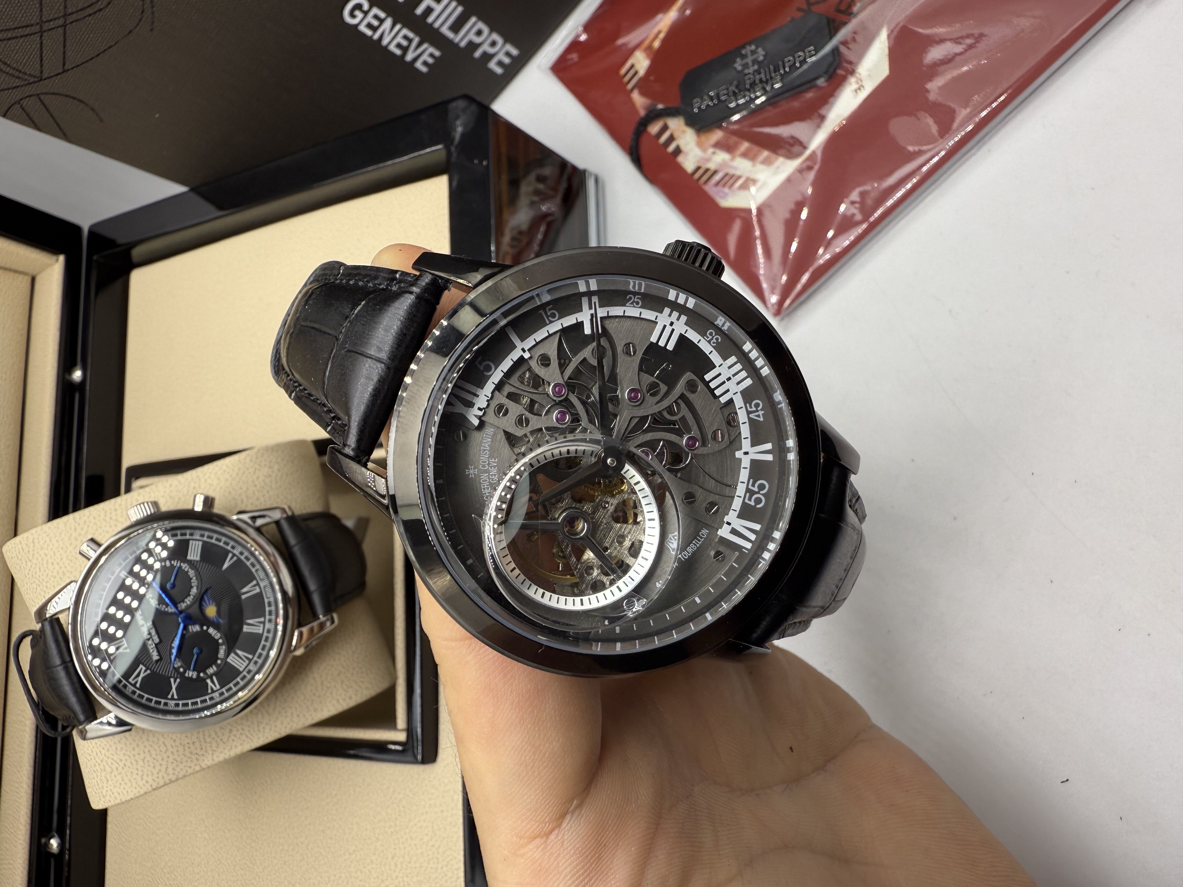 Patek Philippe Turbilhão Couro Preto