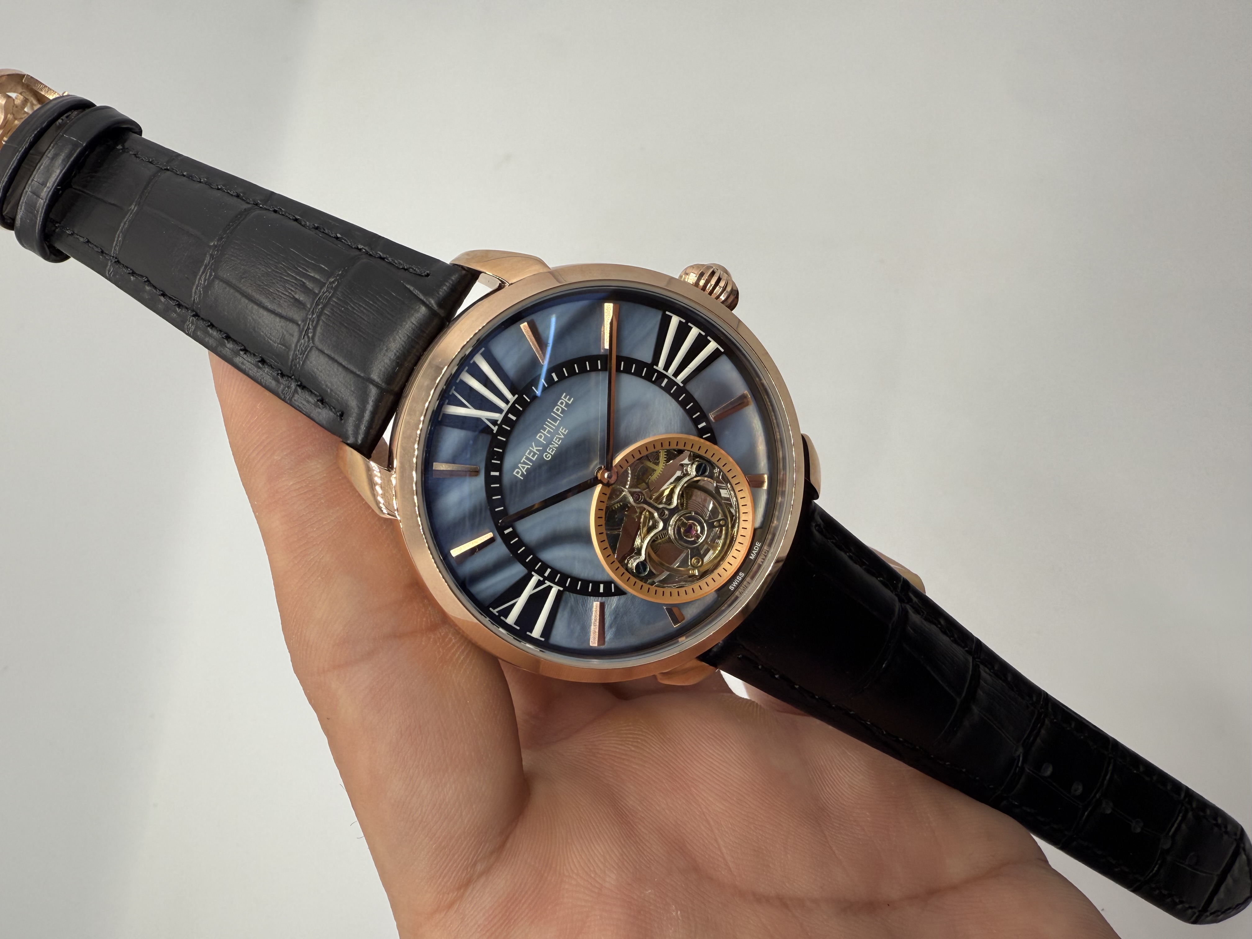 Patek Philippe Turbilhão Rosê Dial Azul Claro