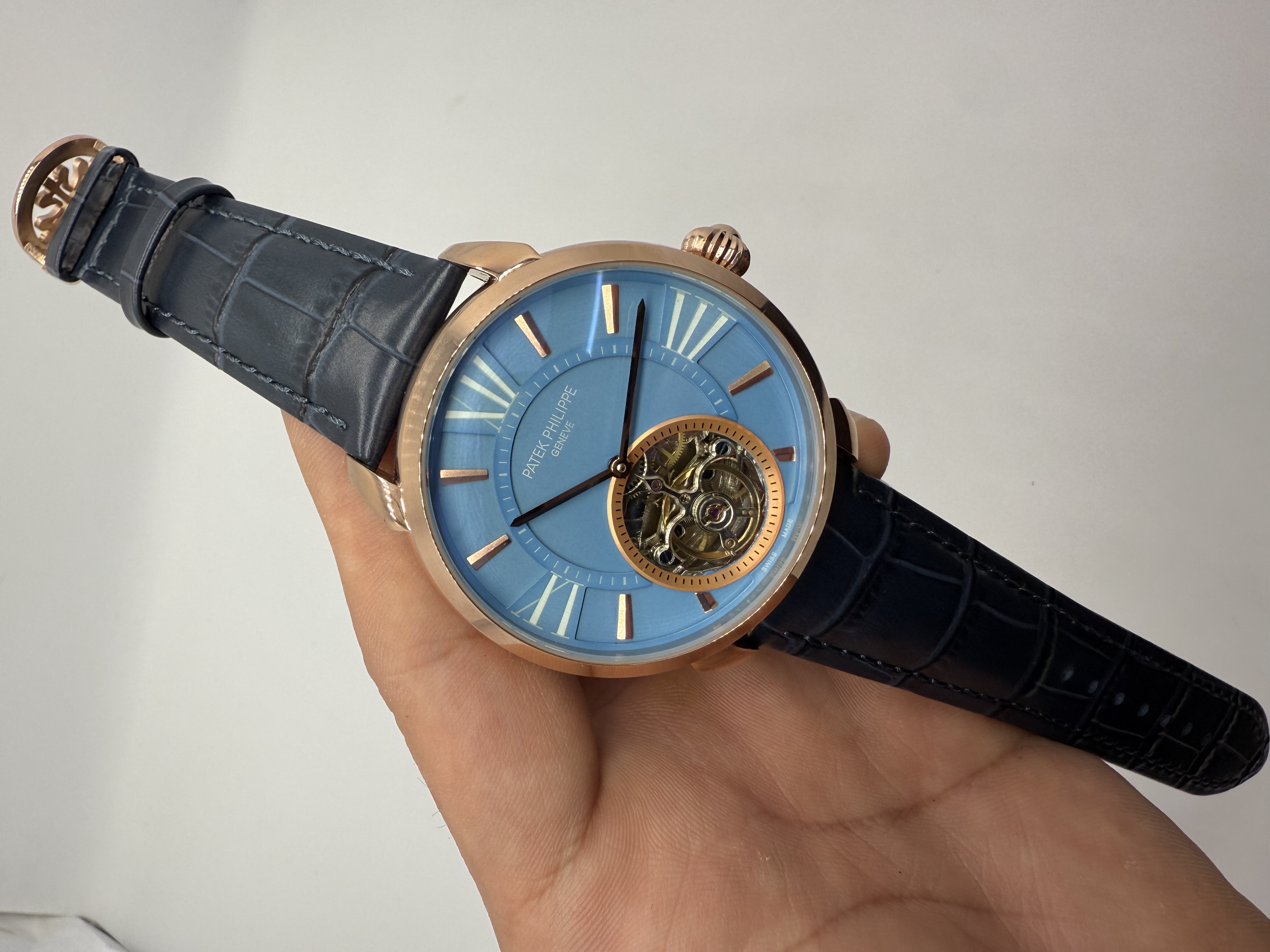 Patek Philippe Turbilhão Rosê Dial Azul Tiffany