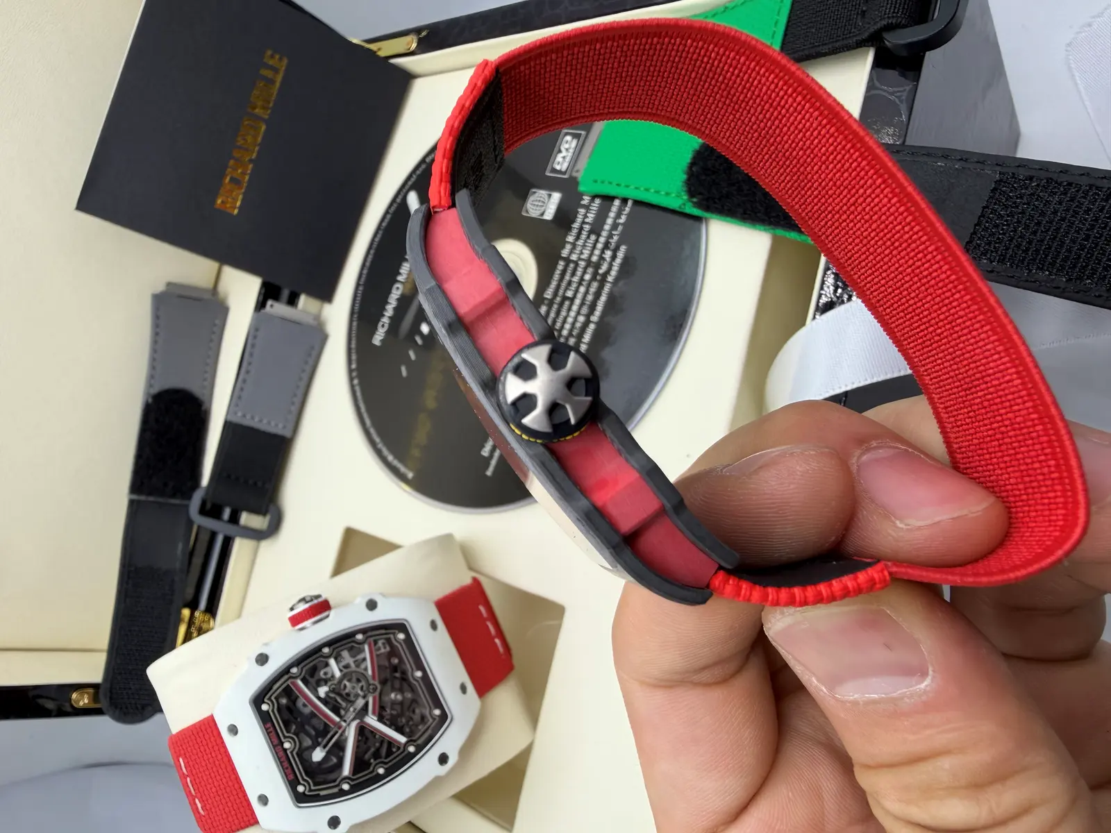Richard Mille RM-6702 Fibra de Carbono
