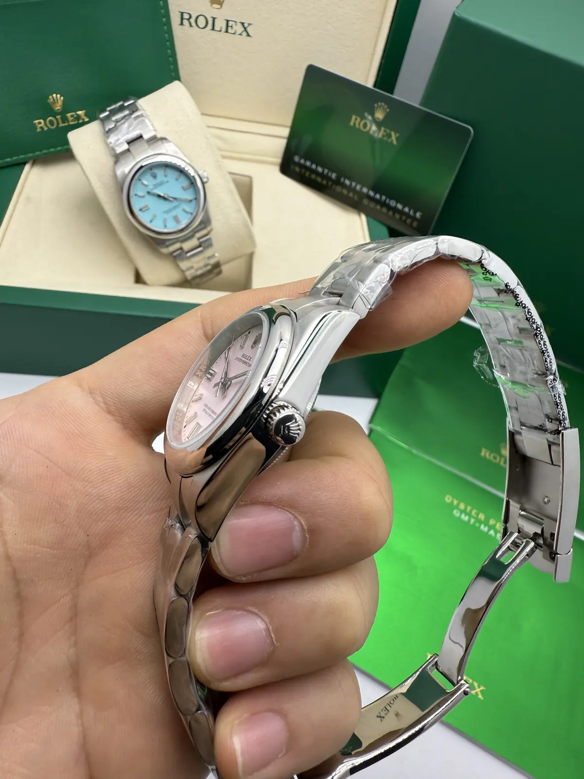 Rolex Oyster Perpetual Prata dial Rosa