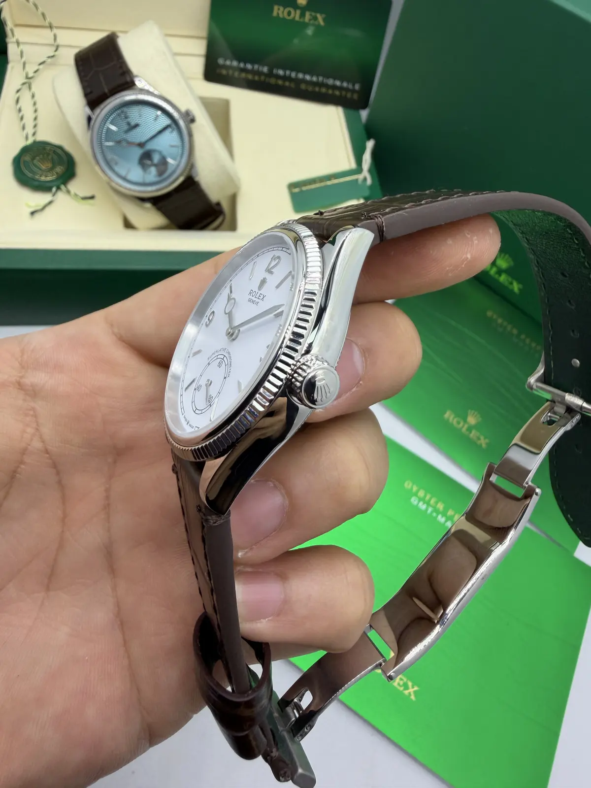 Rolex 1908 Dial Branco Couro Marrom