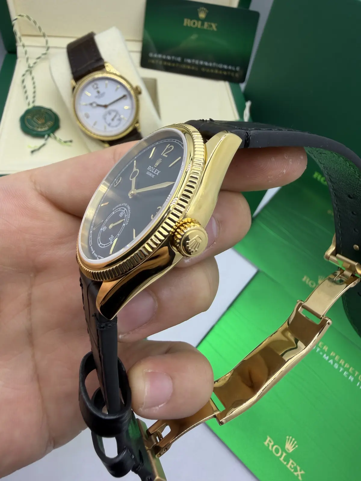 Rolex 1908 Gold Dial Preto Couro Preto
