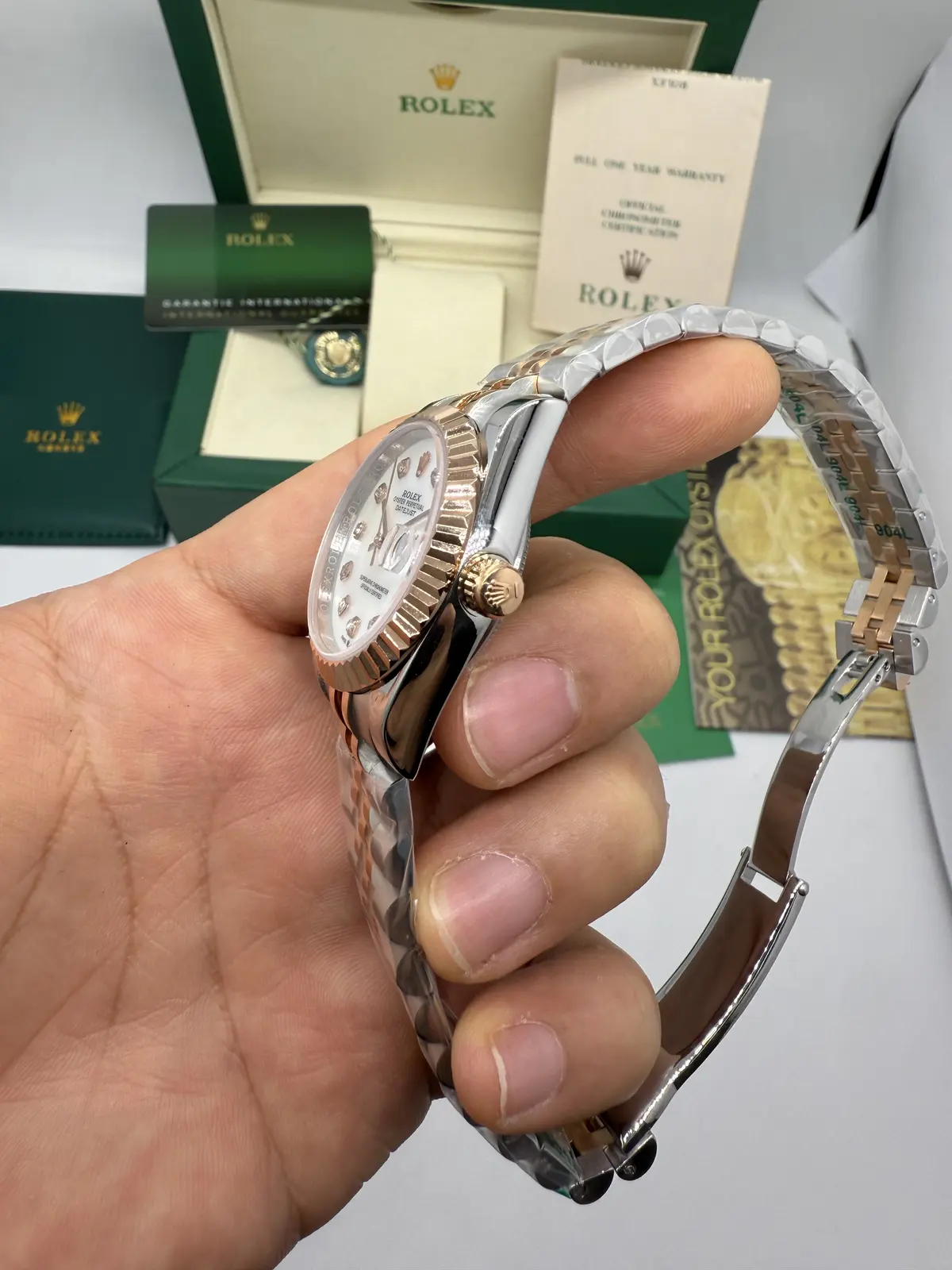 Rolex Datejust Prata com Rosé dial Branco