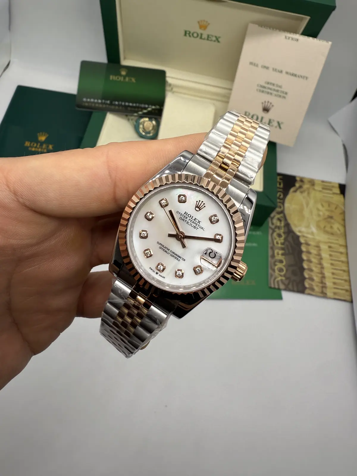 Rolex Datejust Prata com Rosé dial Branco