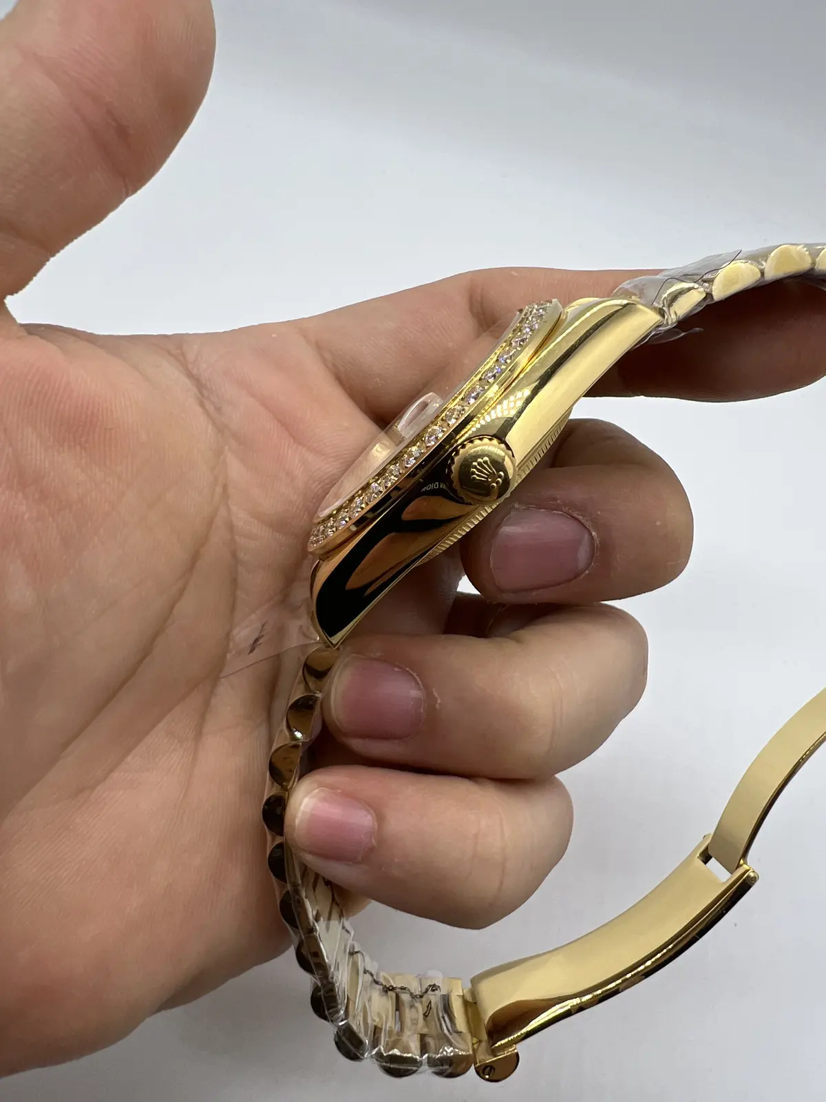Rolex Daydate Cravejado Gold