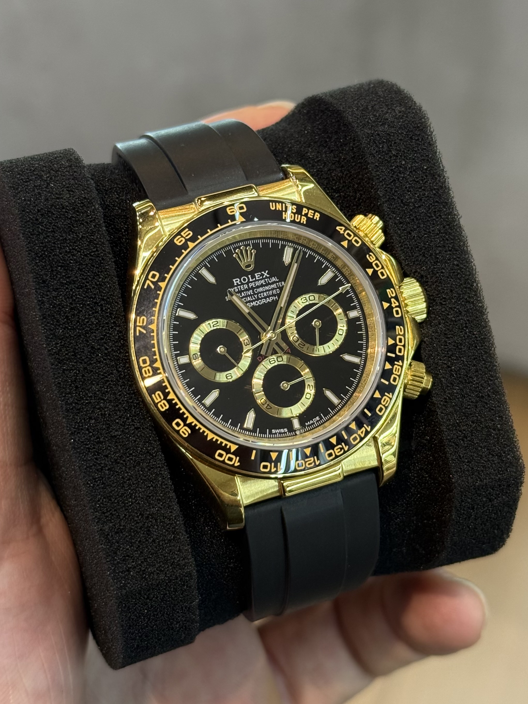 Rolex Daytona Oyster Flex gold
